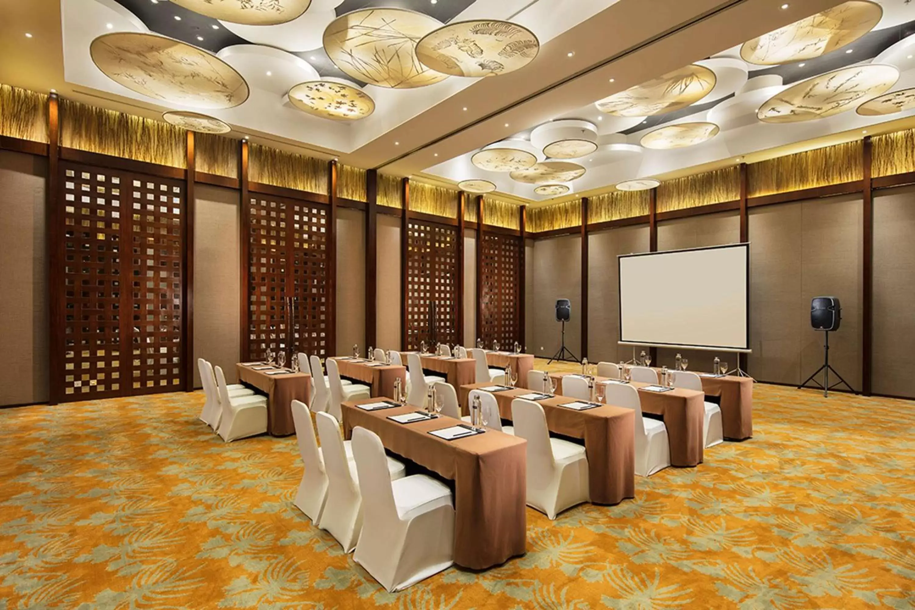 Meeting/conference room in Hilton Sanya Yalong Bay Resort & Spa