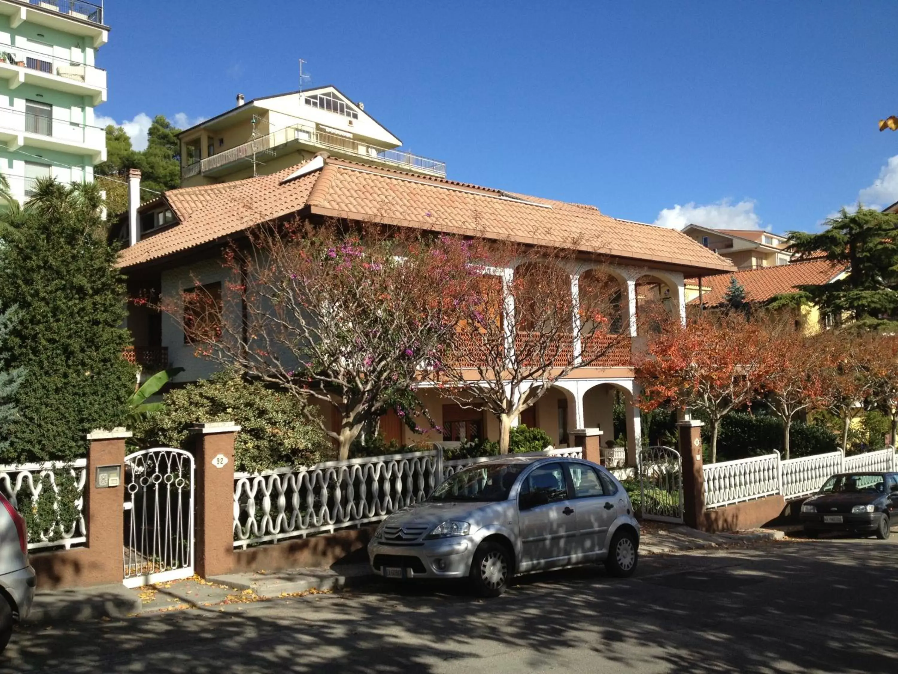 Facade/entrance, Property Building in Fonte Nuova Penne