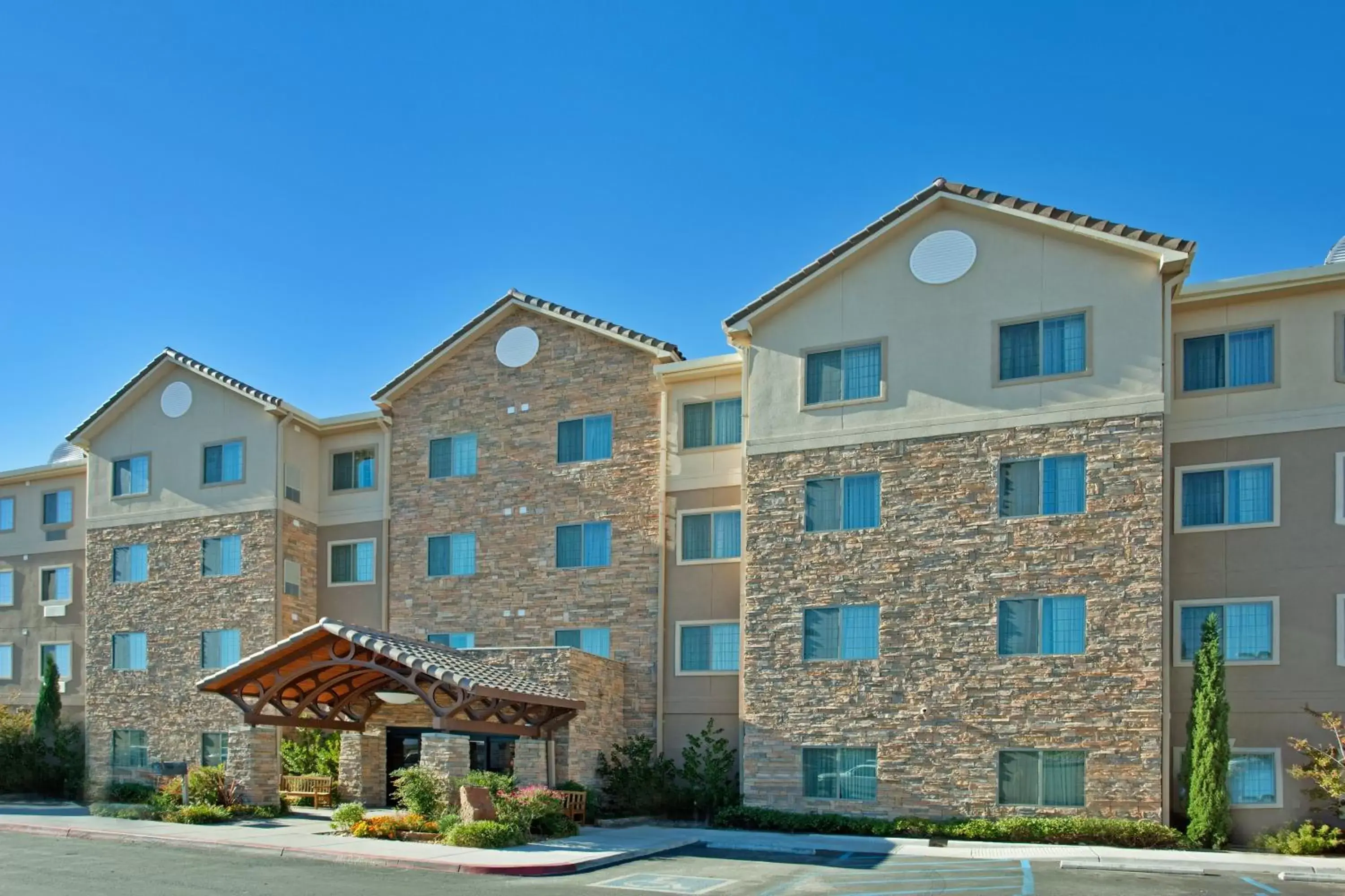 Property Building in Staybridge Suites Las Cruces, an IHG Hotel