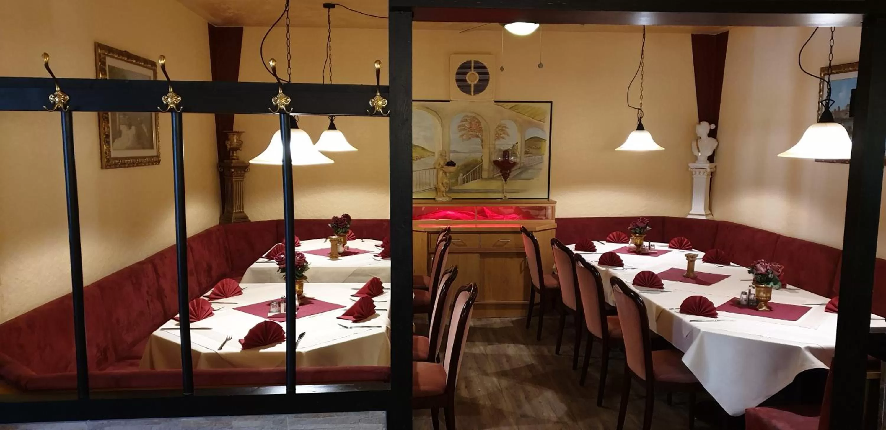 Restaurant/places to eat in La Fontana