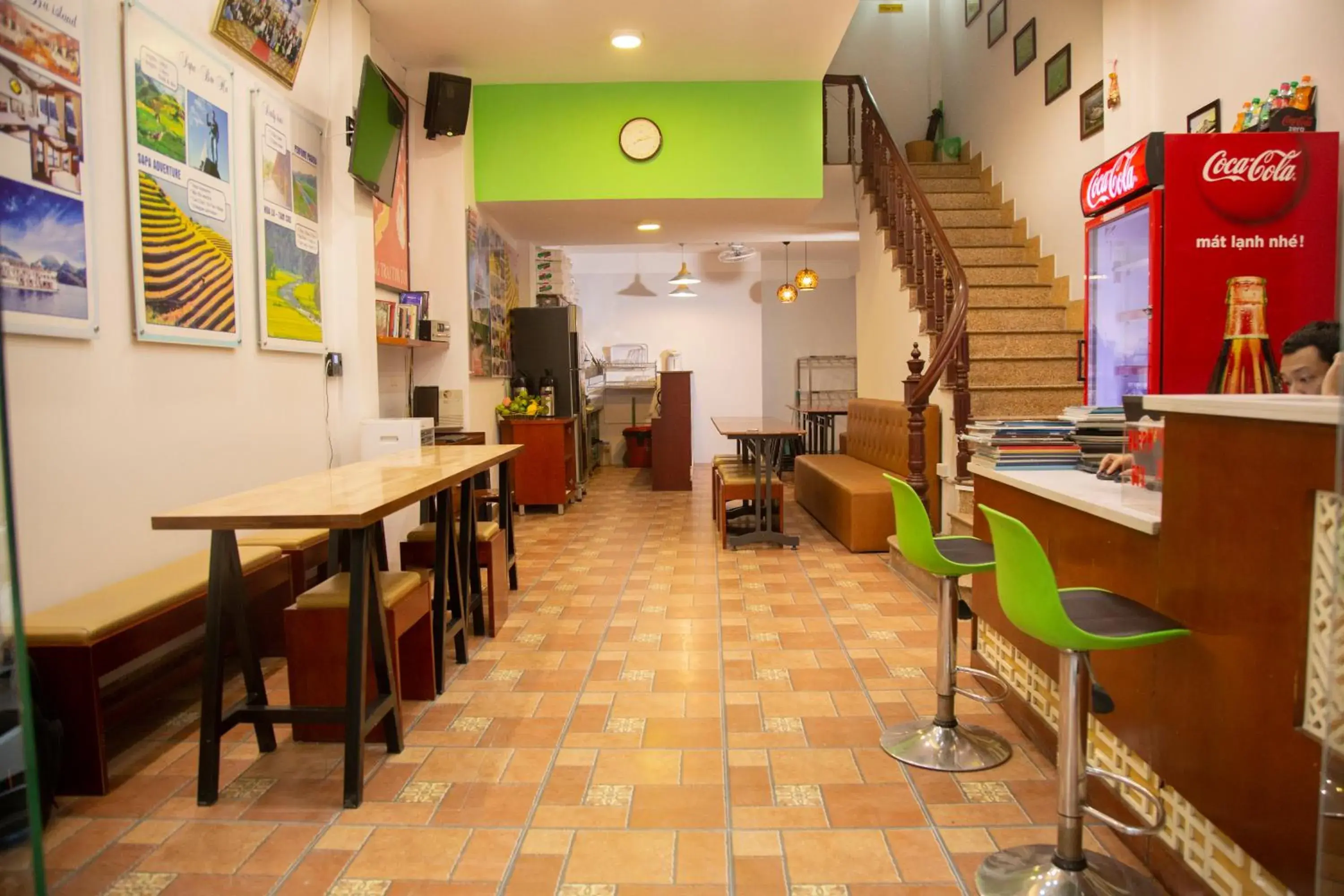 Communal lounge/ TV room, Restaurant/Places to Eat in Hanoi City Backpackers Hostel