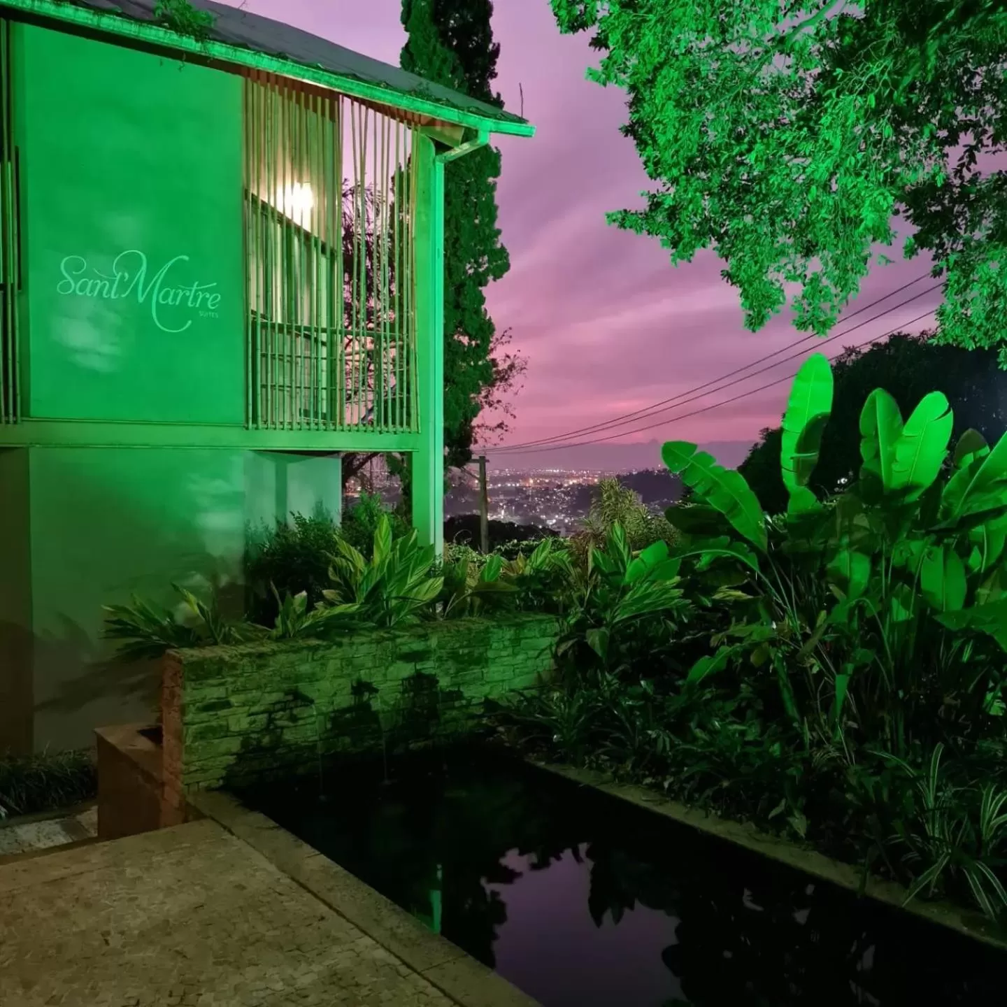 Facade/entrance in Sant' Martre