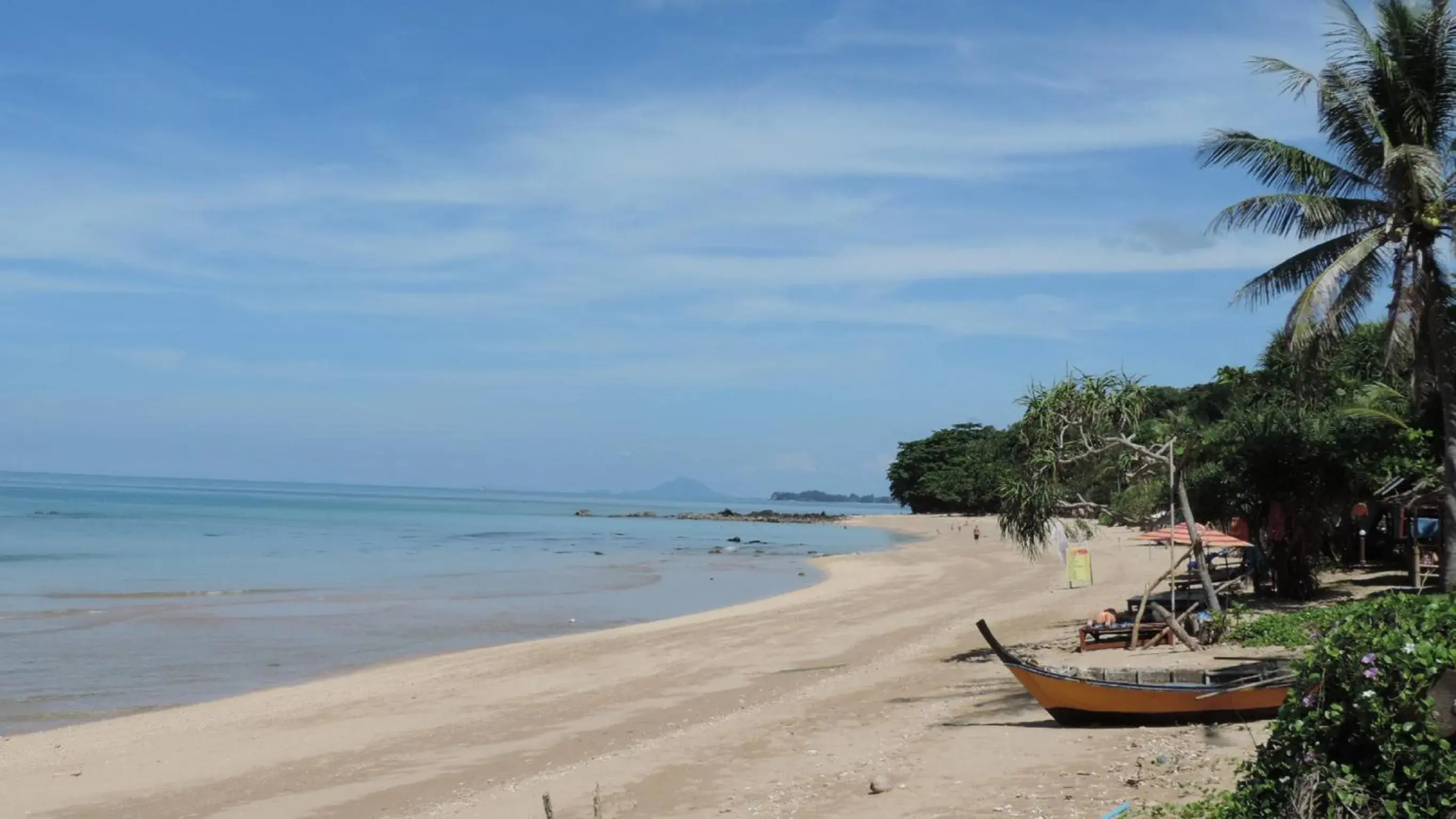 Beach in Lazy Days Bungalows