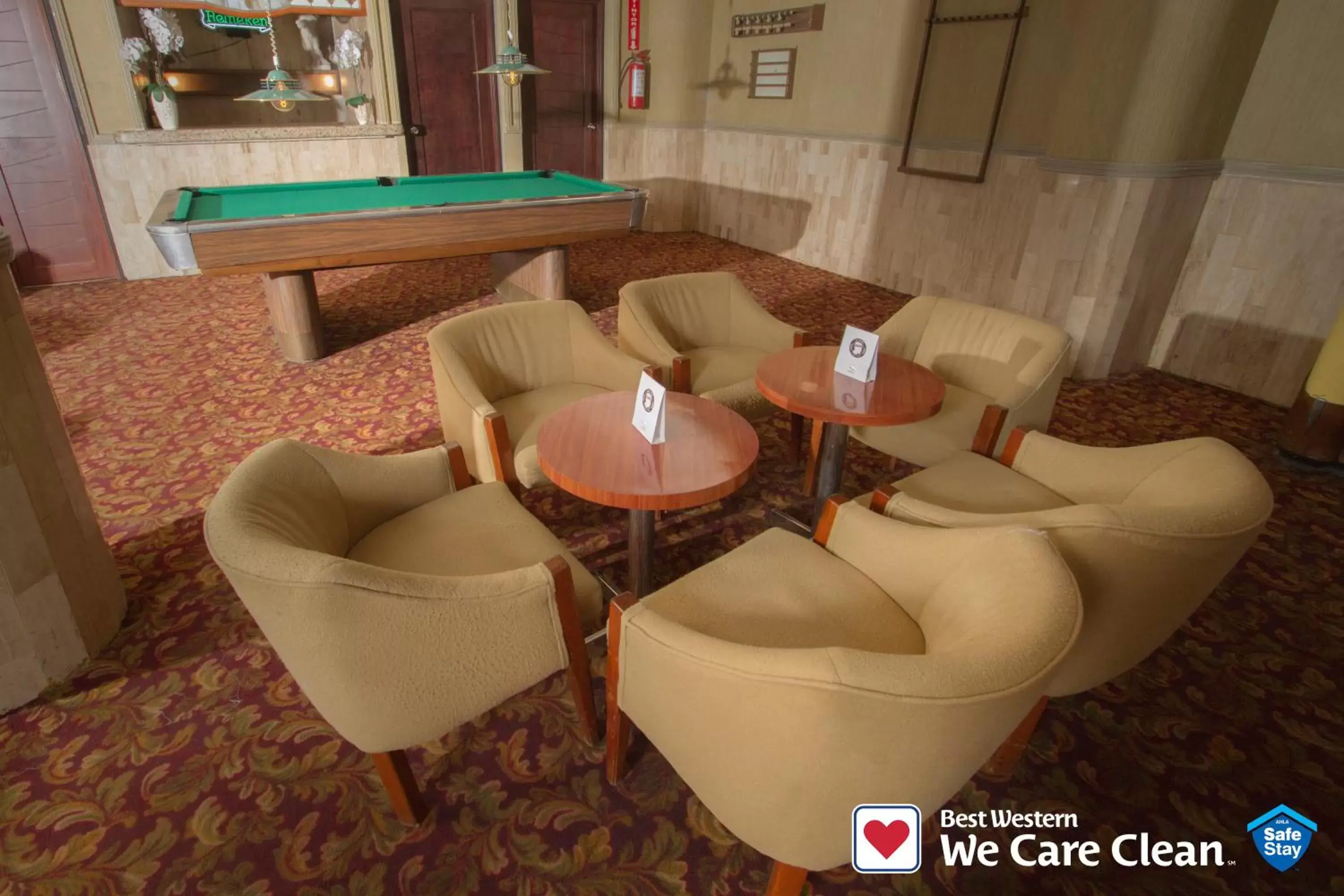 Lounge or bar, Seating Area in Best Western Posada Del Rio