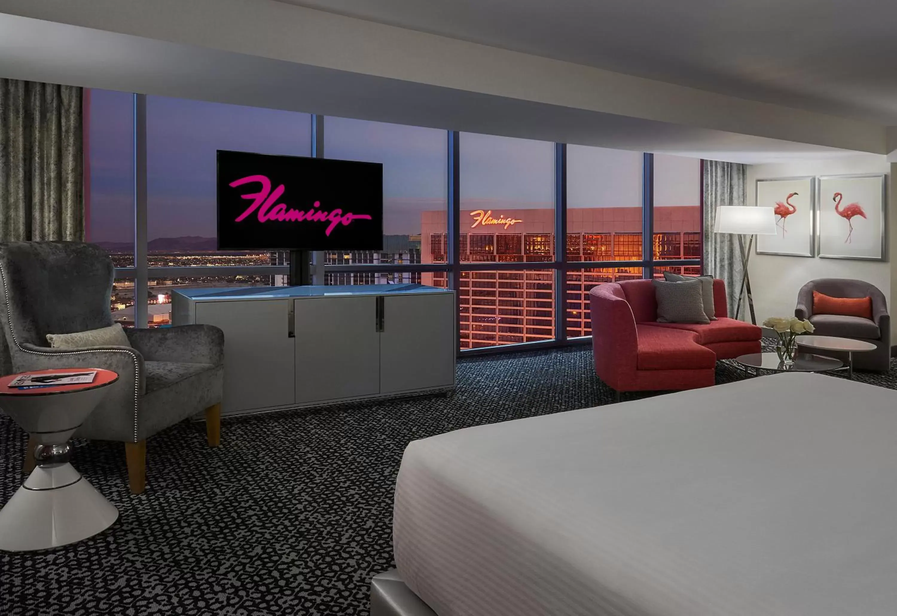 Flamingo Premium Room, 1 King, Non-Smoking in Paris Las Vegas Hotel & Casino