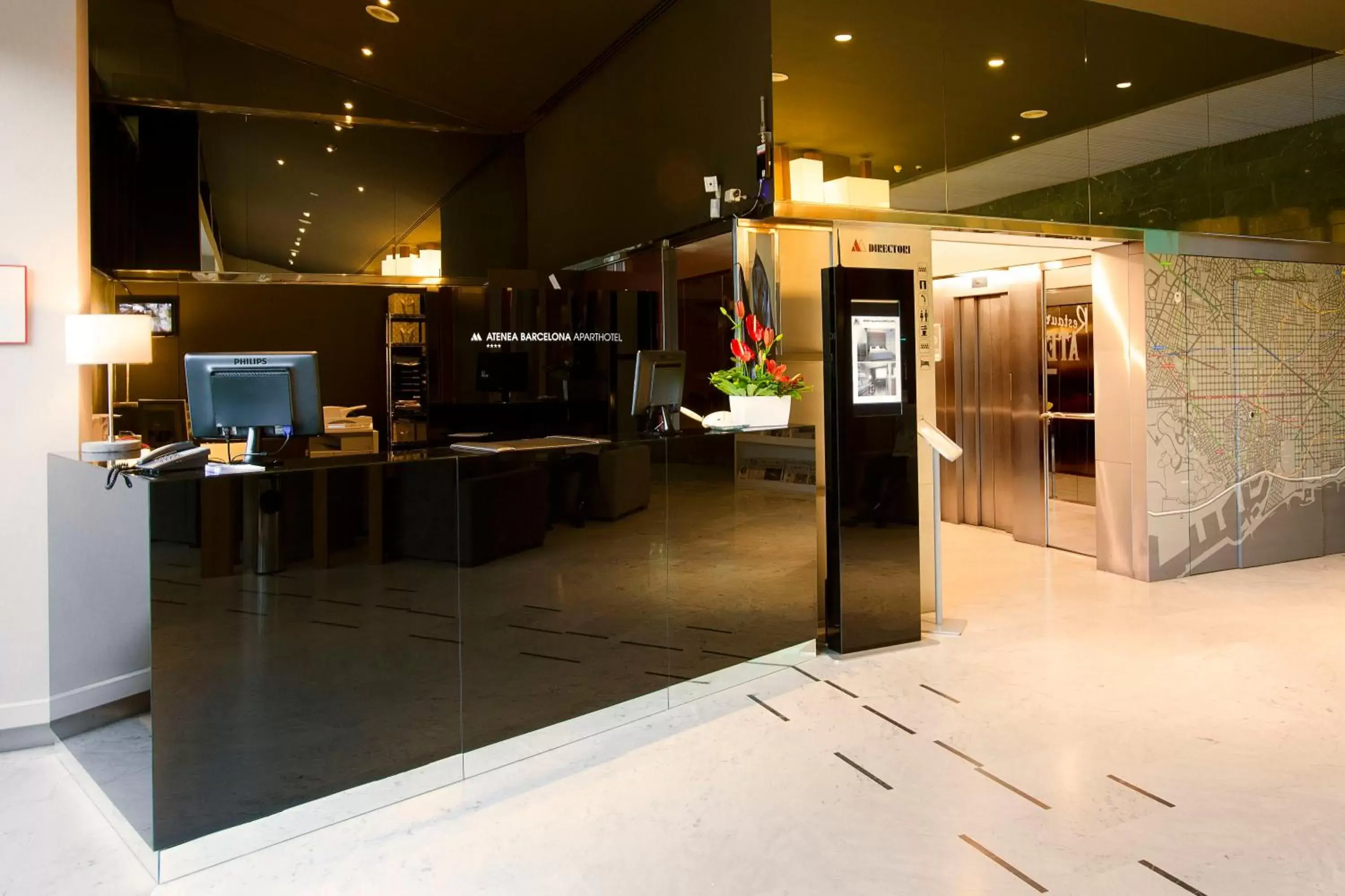 Lobby or reception in Aparthotel Atenea Barcelona
