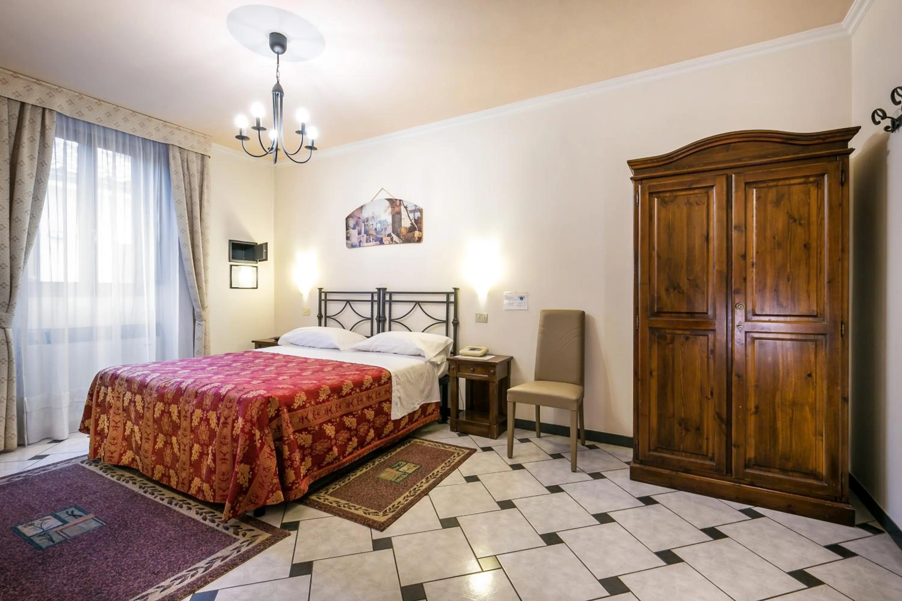 Day, Bed in Hotel Collodi Firenze