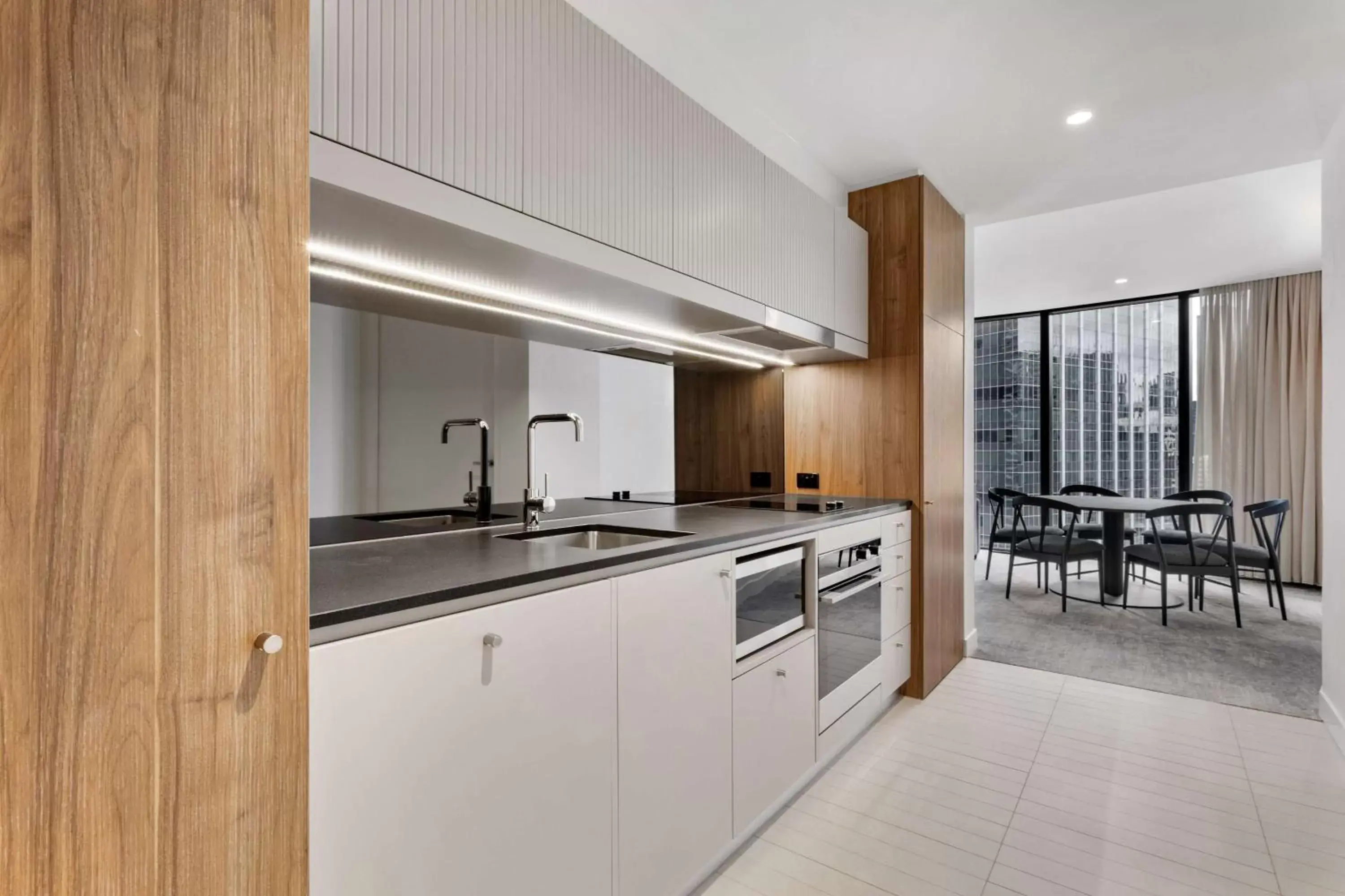 Kitchen or kitchenette, Kitchen/Kitchenette in Adina Apartment Hotel Melbourne Southbank