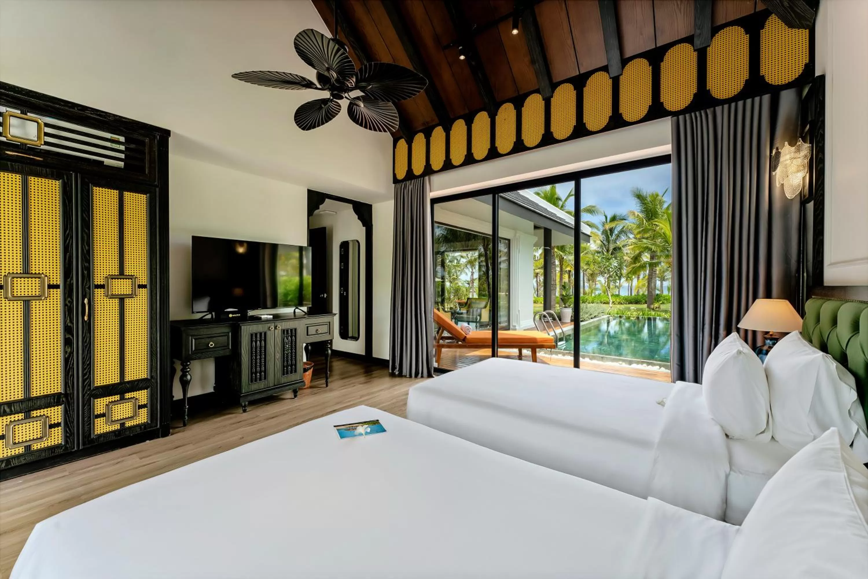 Property building, Bed in Bliss Hoi An Beach Resort & Wellness