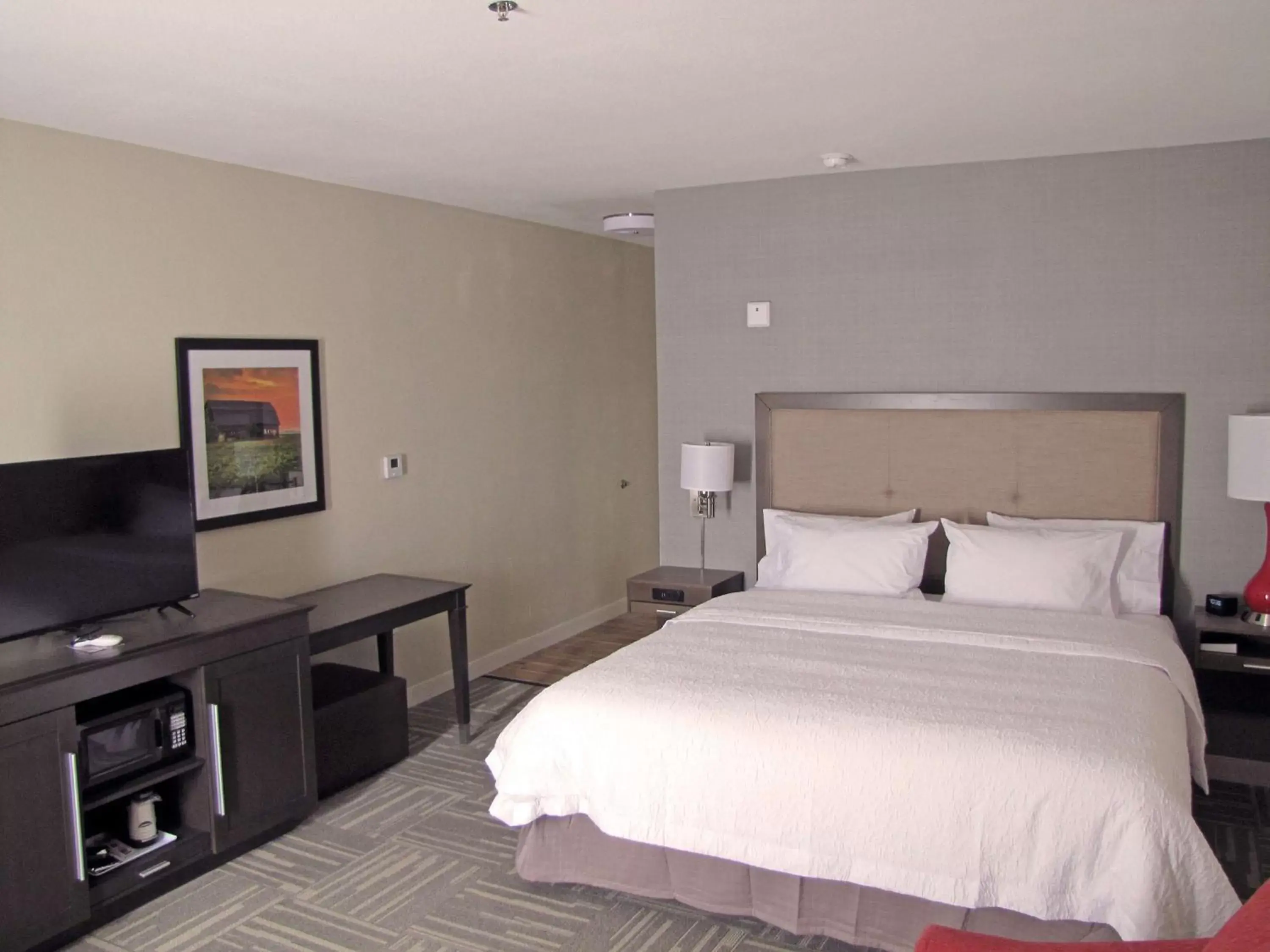 Bed in Hampton Inn McPherson Bed in Hampton Inn McPherson