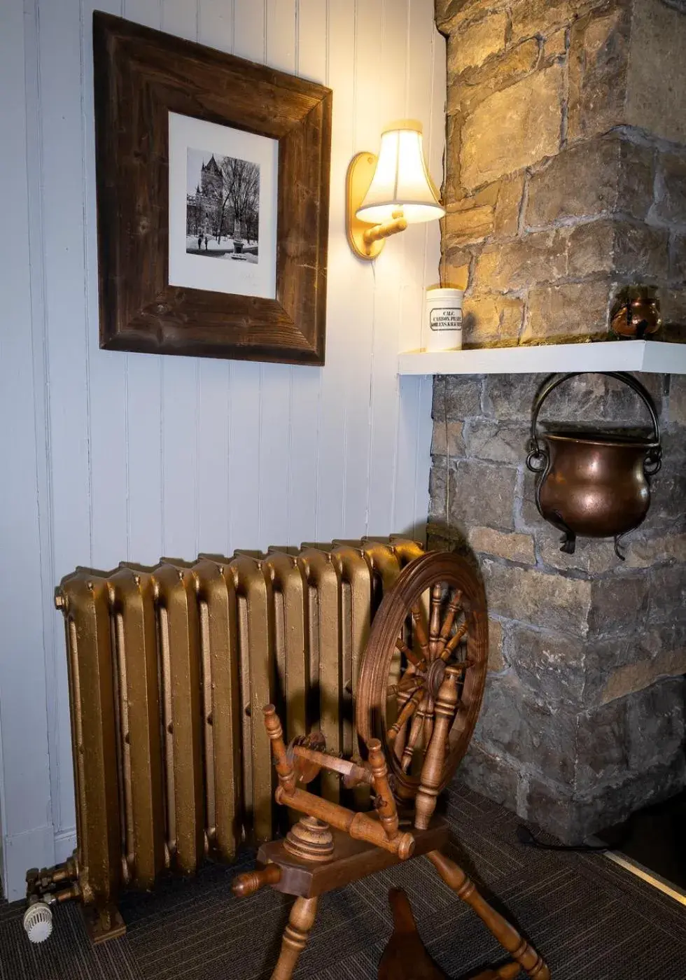 Communal lounge/ TV room, Seating Area in Auberge Les Sources