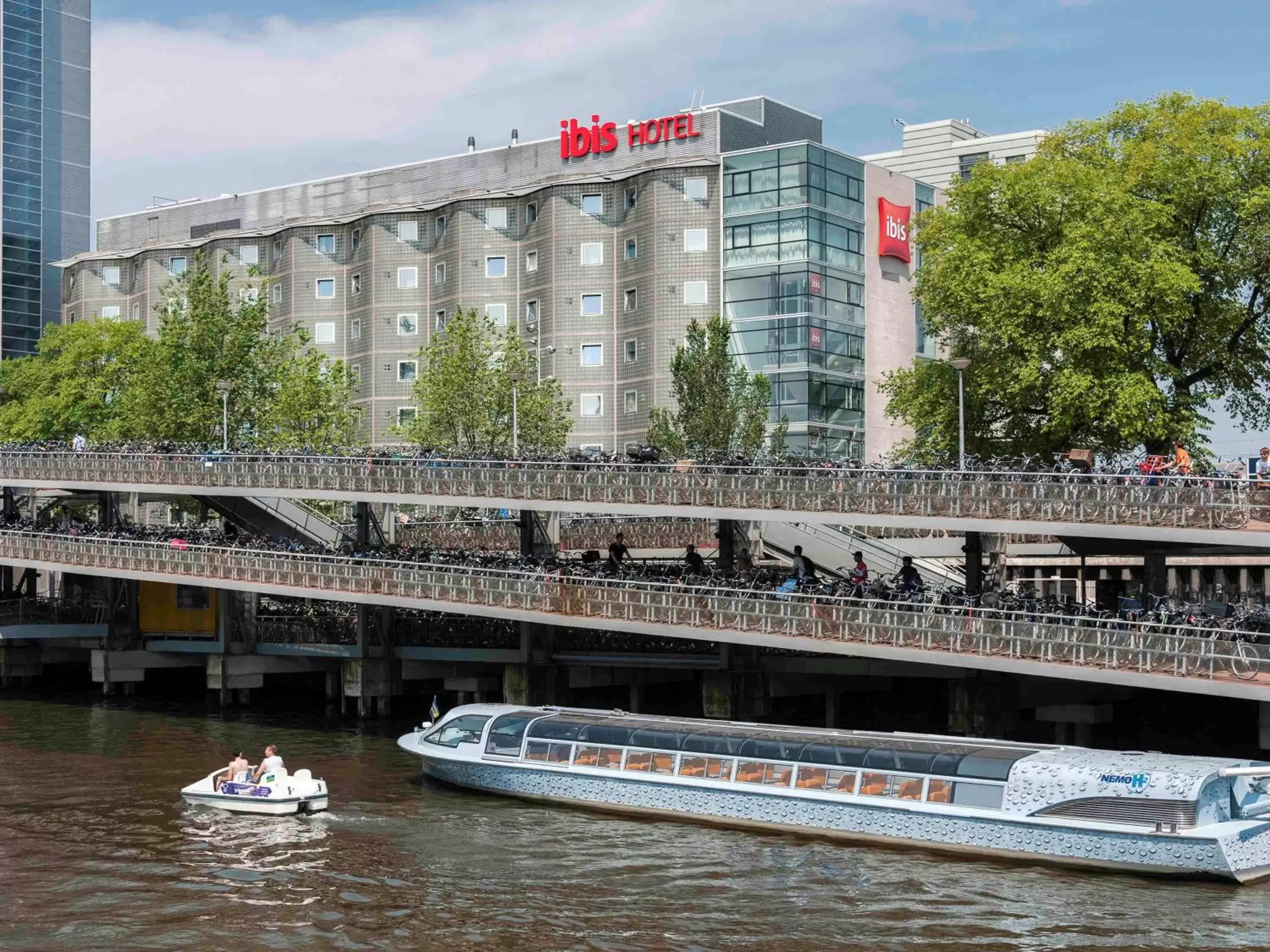 Property building in ibis Amsterdam Centre