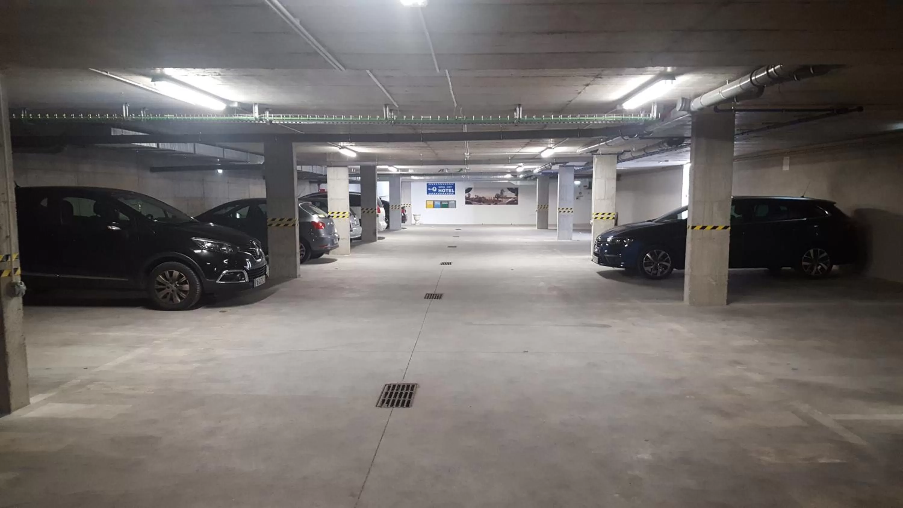 Property building in Hotel Aleluia