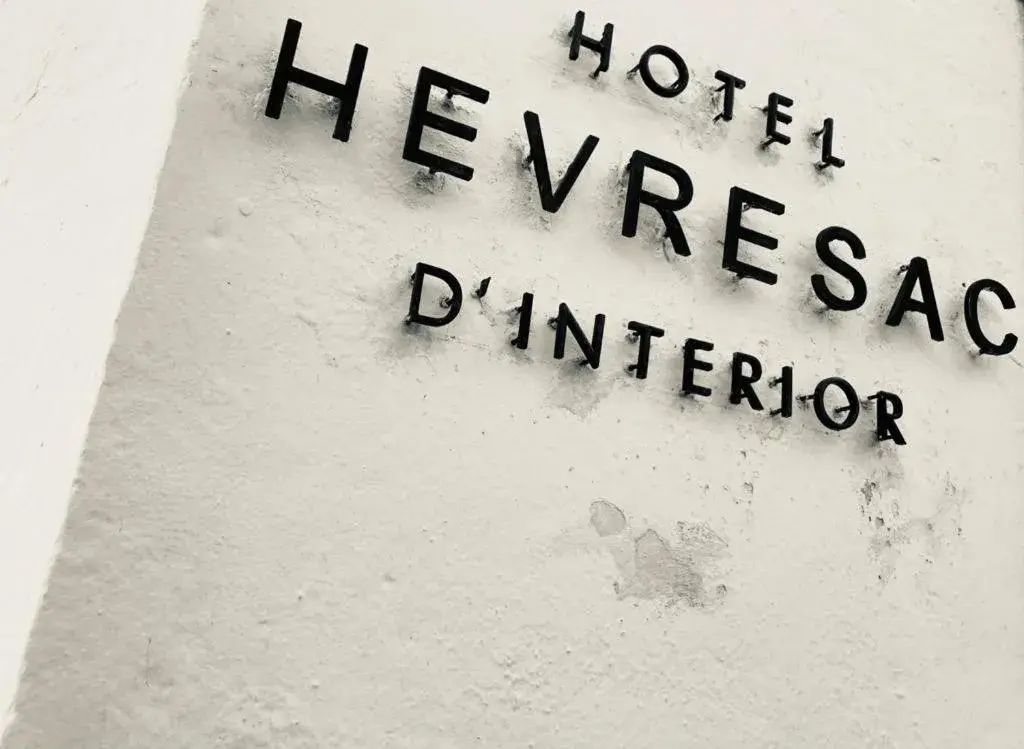 Decorative detail in Hotel Hevresac Singular & Small