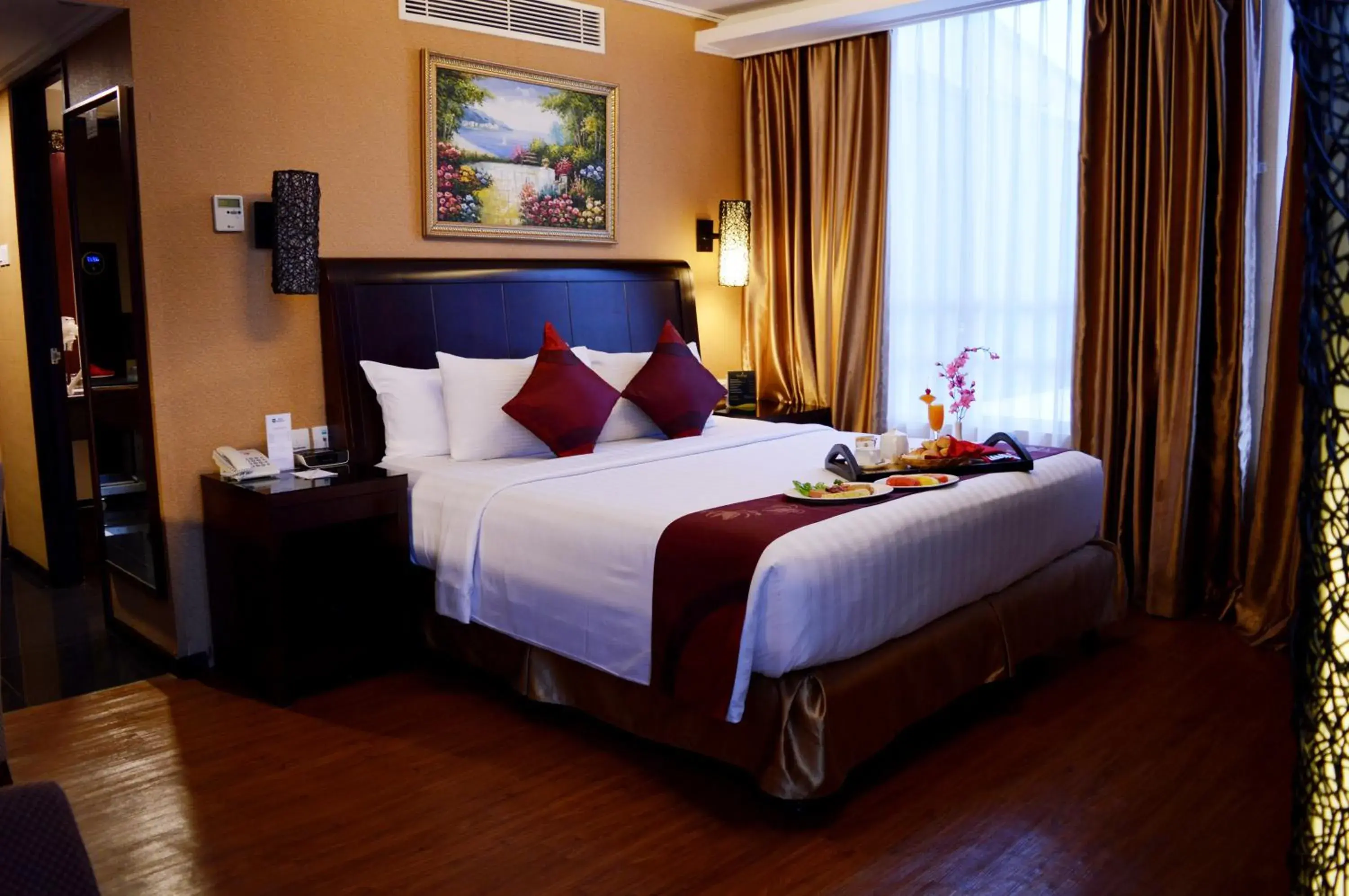 Bed in Best Western Mangga Dua Hotel And Residence