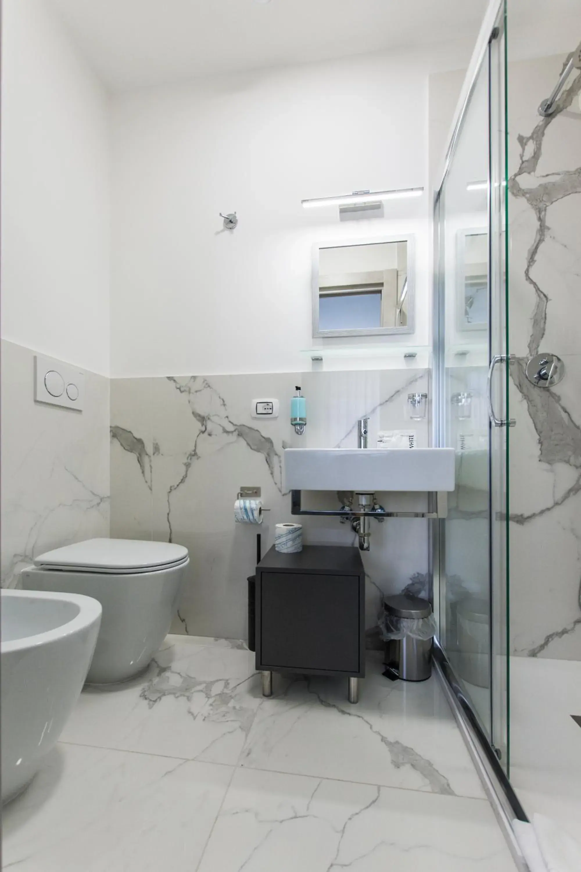 Bathroom in Regolo Rooms Vaticano