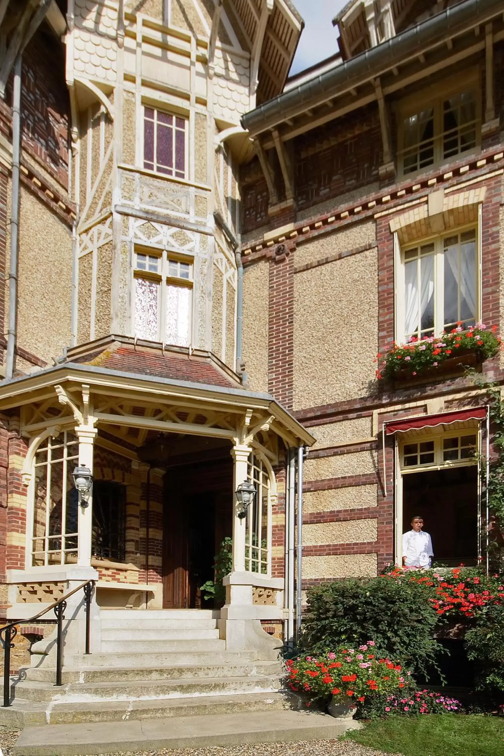 Facade/entrance in Château de la Râpée