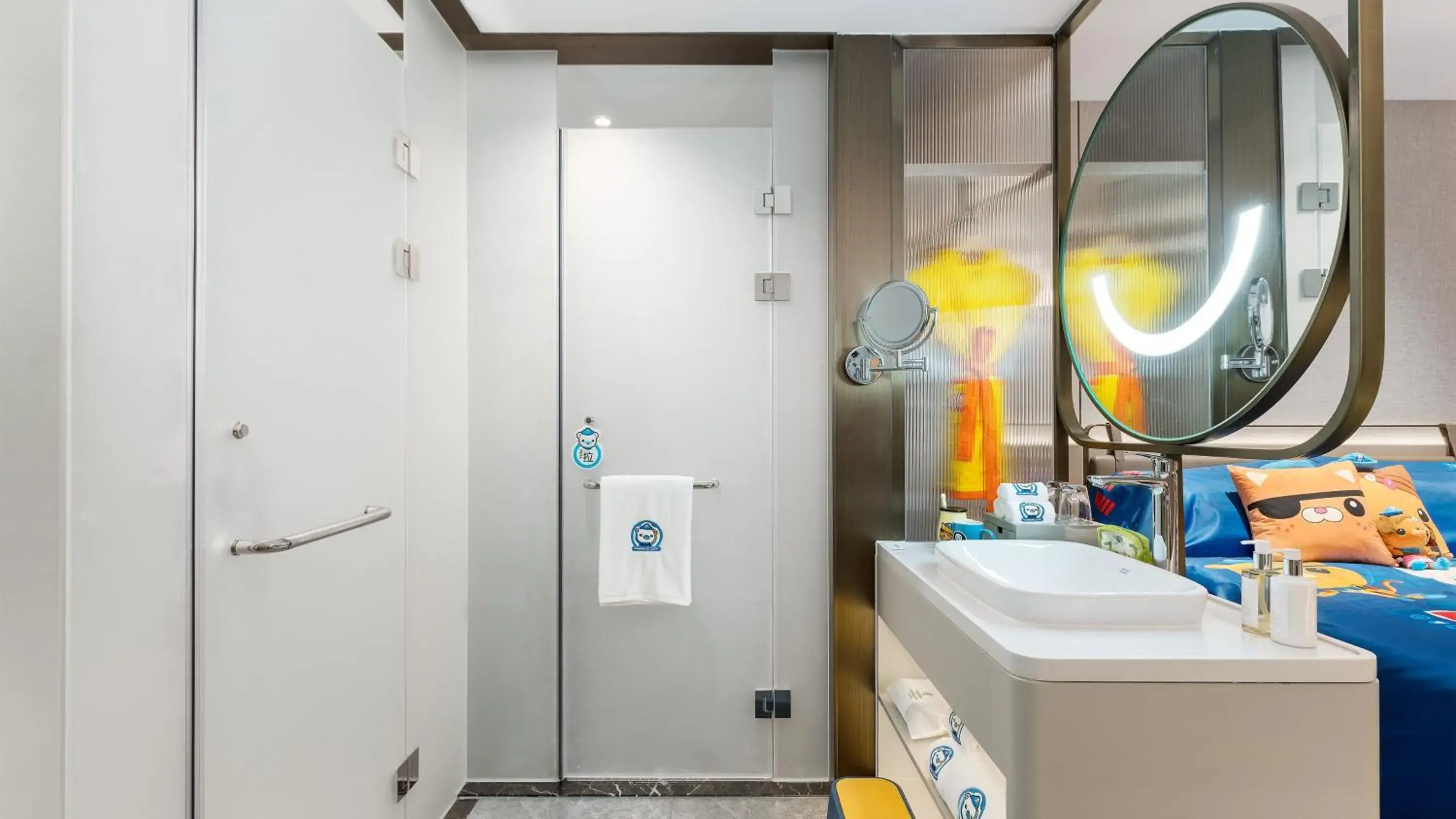 Photo of the whole room, Bathroom in Holiday Inn Changsha Malanshan, an IHG Hotel