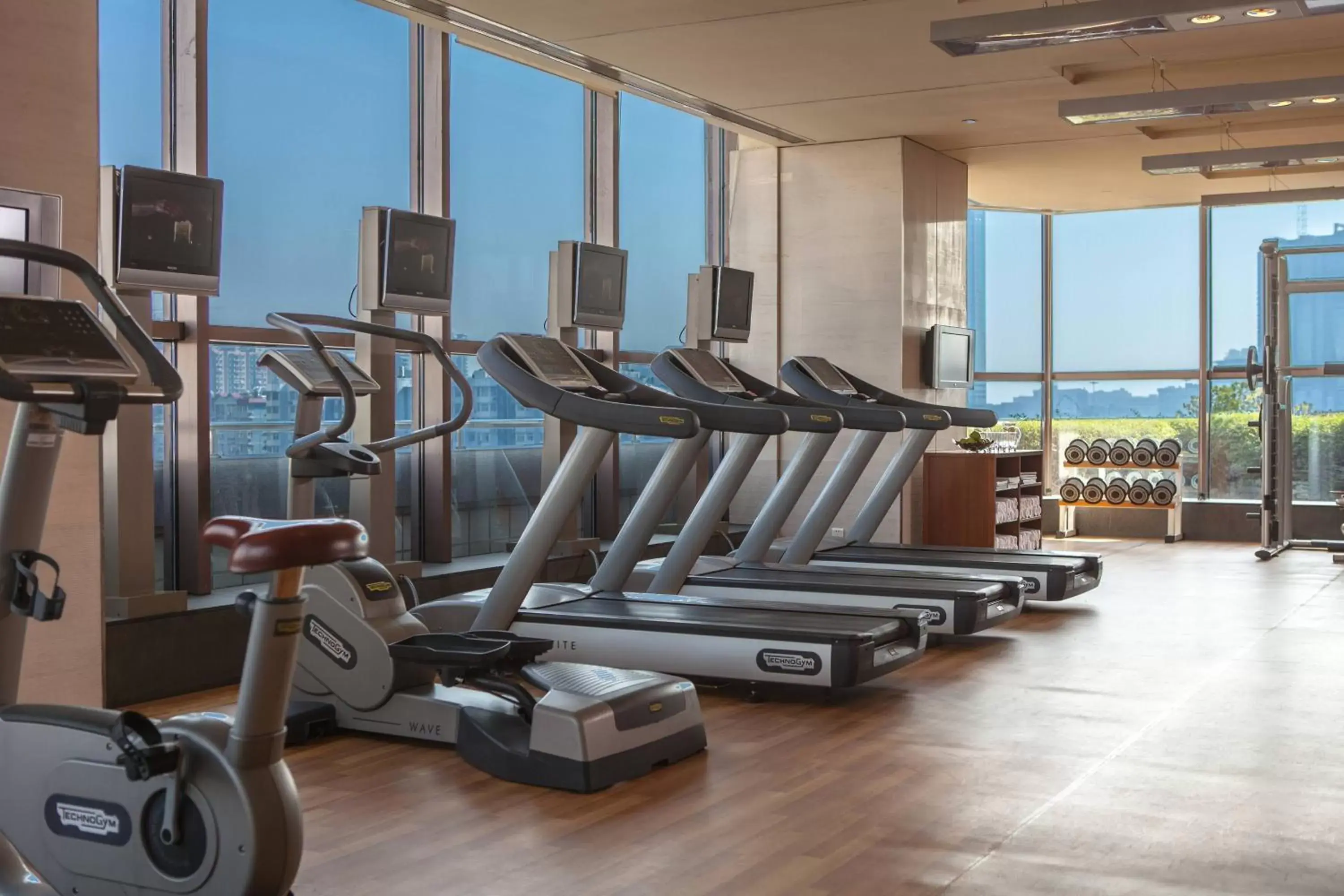 Fitness centre/facilities, Fitness Center/Facilities in Renaissance Wuhan Hotel