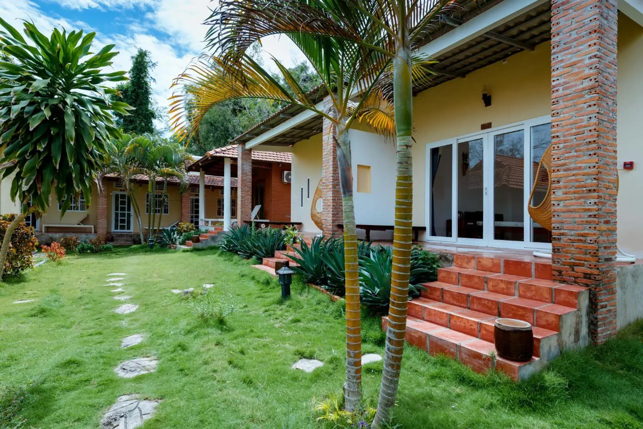 Garden view, Property Building in Vung Bau Resort