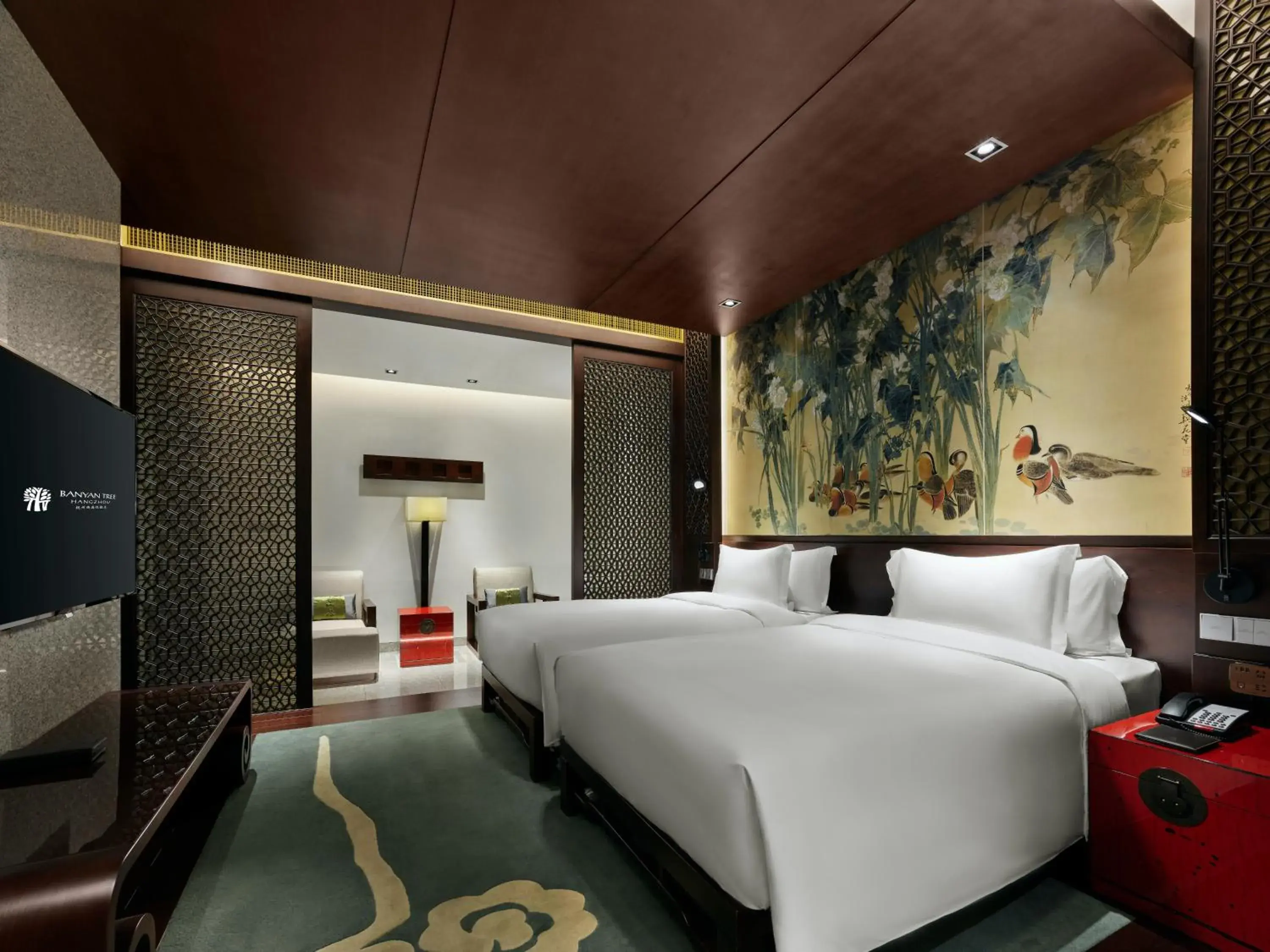 Bedroom, Bed in Banyan Tree Hangzhou