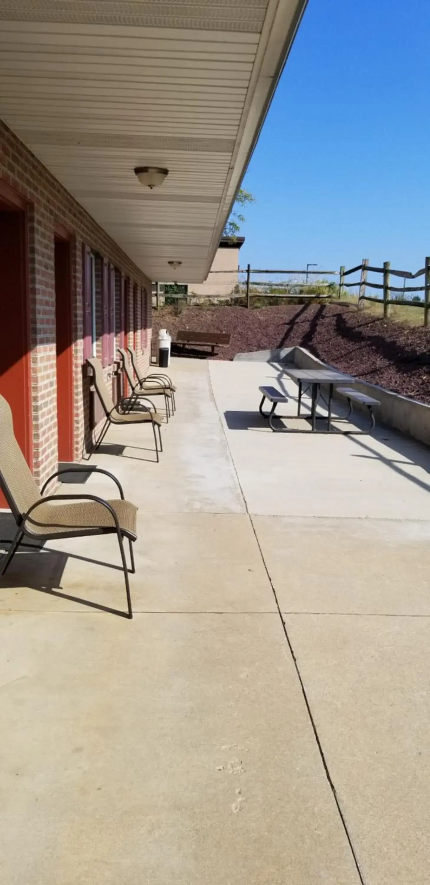 Patio, Swimming Pool in Classic Inn Lancaster