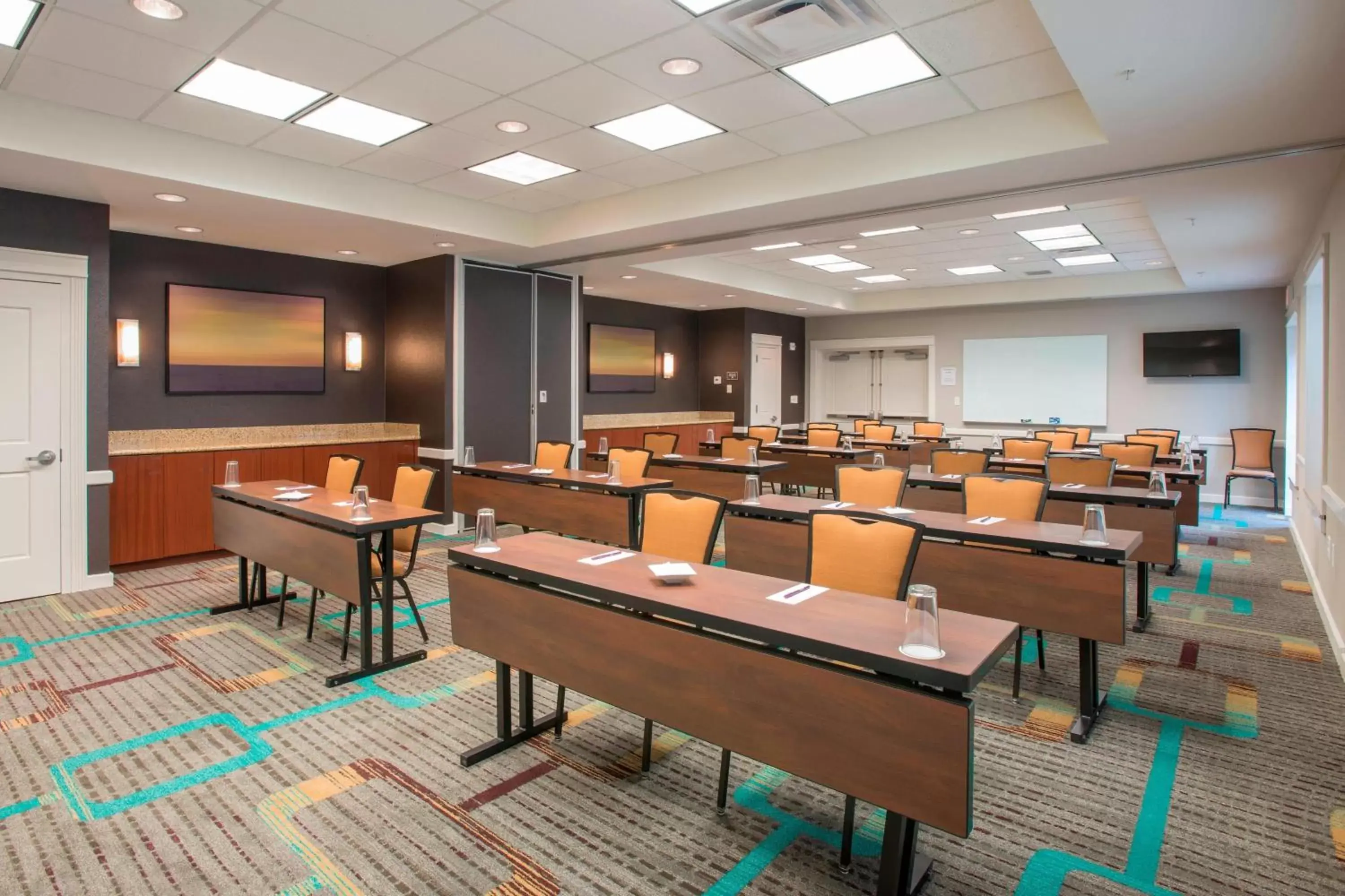 Meeting/conference room, Restaurant/Places to Eat in Residence Inn Cincinnati North West Chester