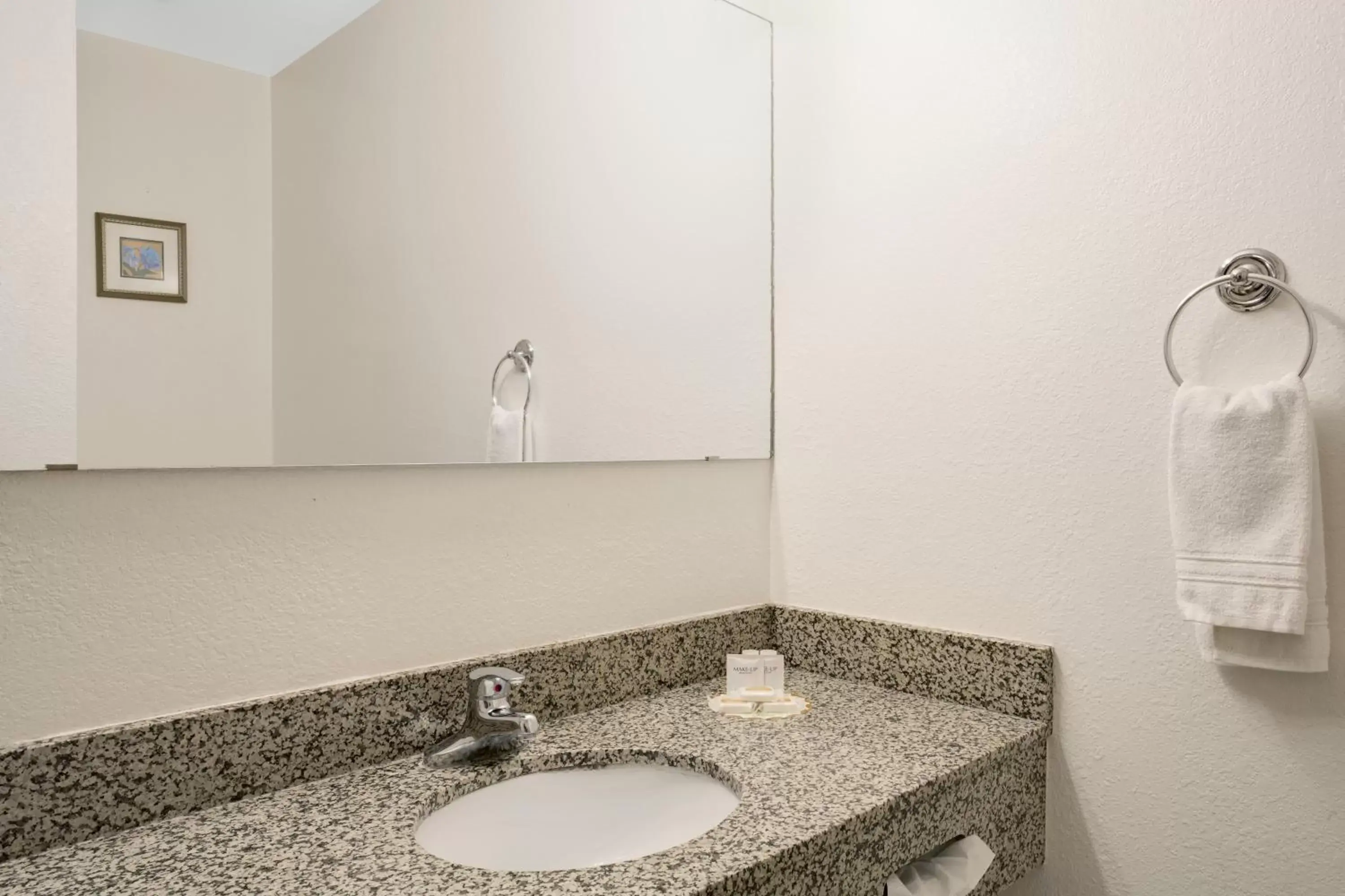 Property building, Bathroom in Days Inn by Wyndham Clearfield