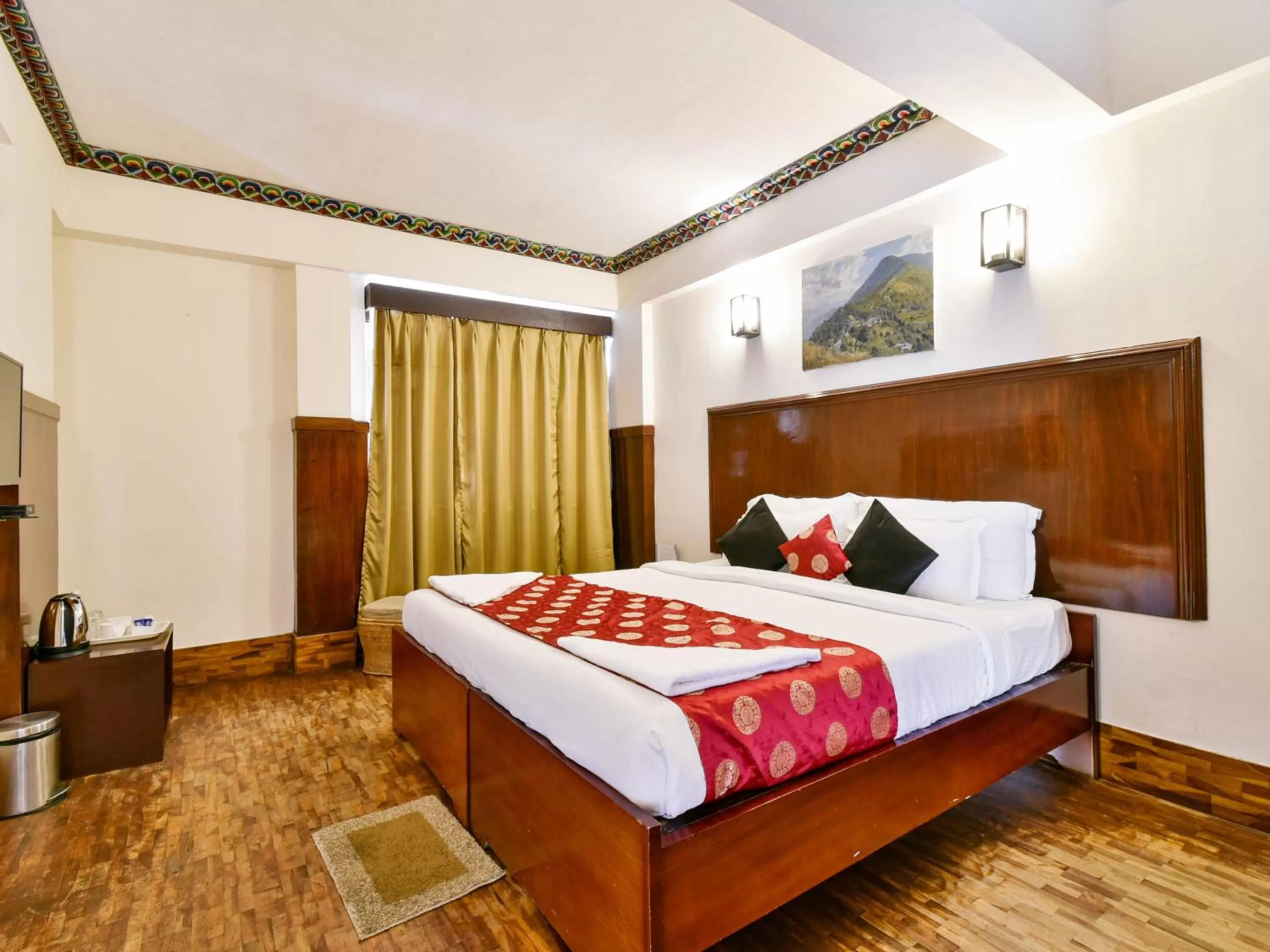 Bed in Muscatel Delamare - 200 Mts from MG Marg