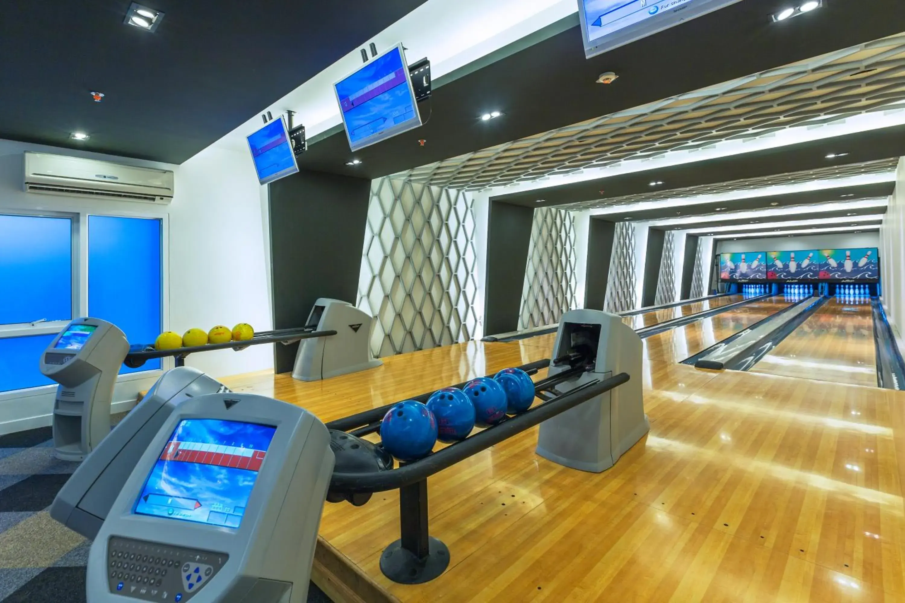 Bowling, Fitness Center/Facilities in Kantary Bay Hotel Rayong