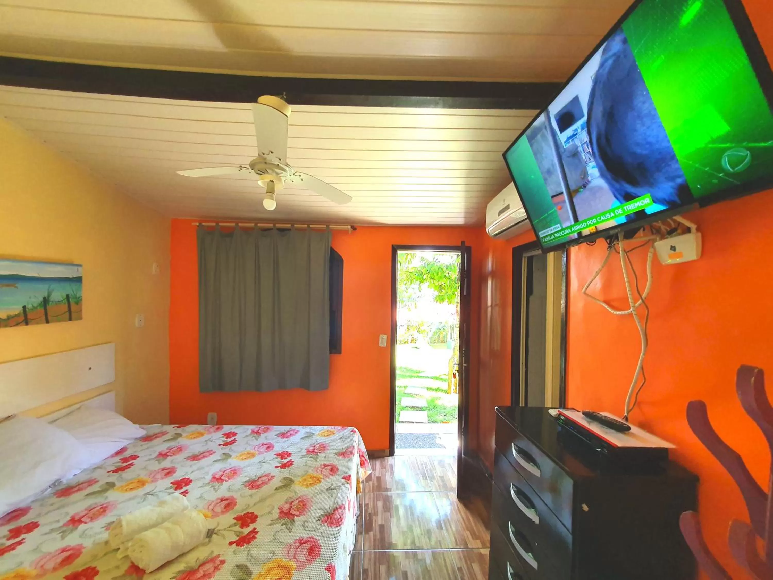 Bedroom, Bed in Suítes Casa do Barão