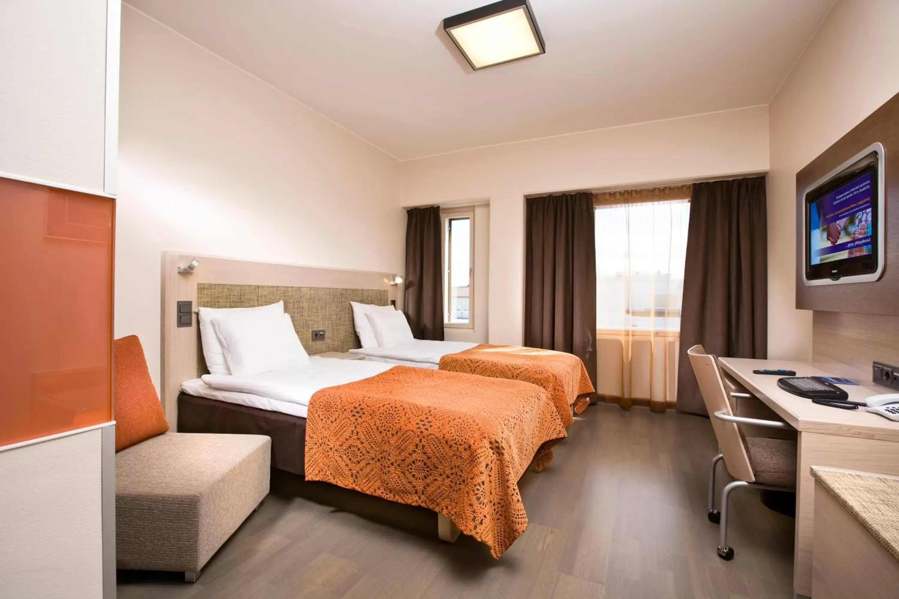 Photo of the whole room, Bed in Original Sokos Hotel Vaakuna Joensuu