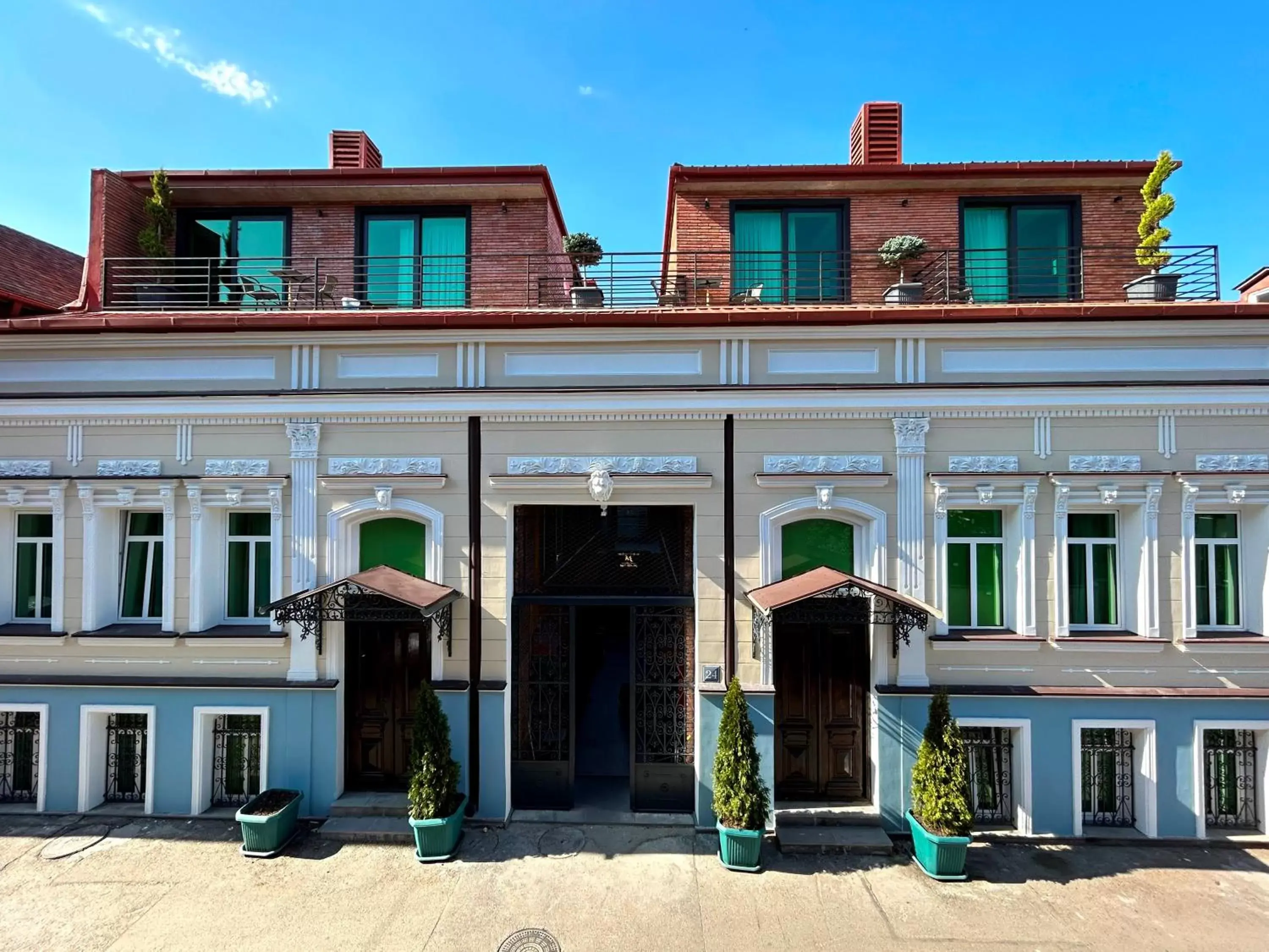 Property Building in Mit Hotel Tbilisi Property Building in Mit Hotel Tbilisi