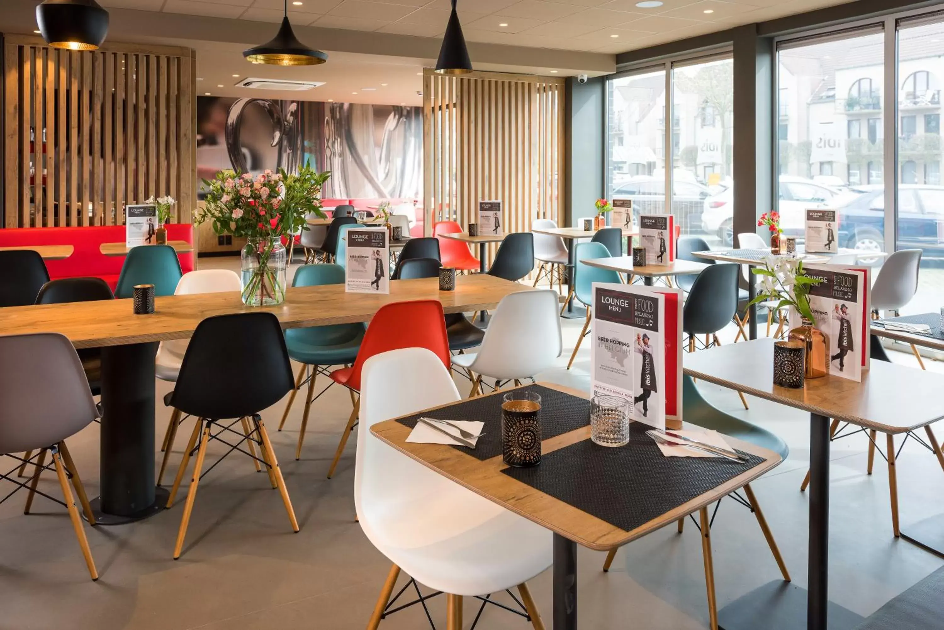 Restaurant/places to eat in ibis Aalst