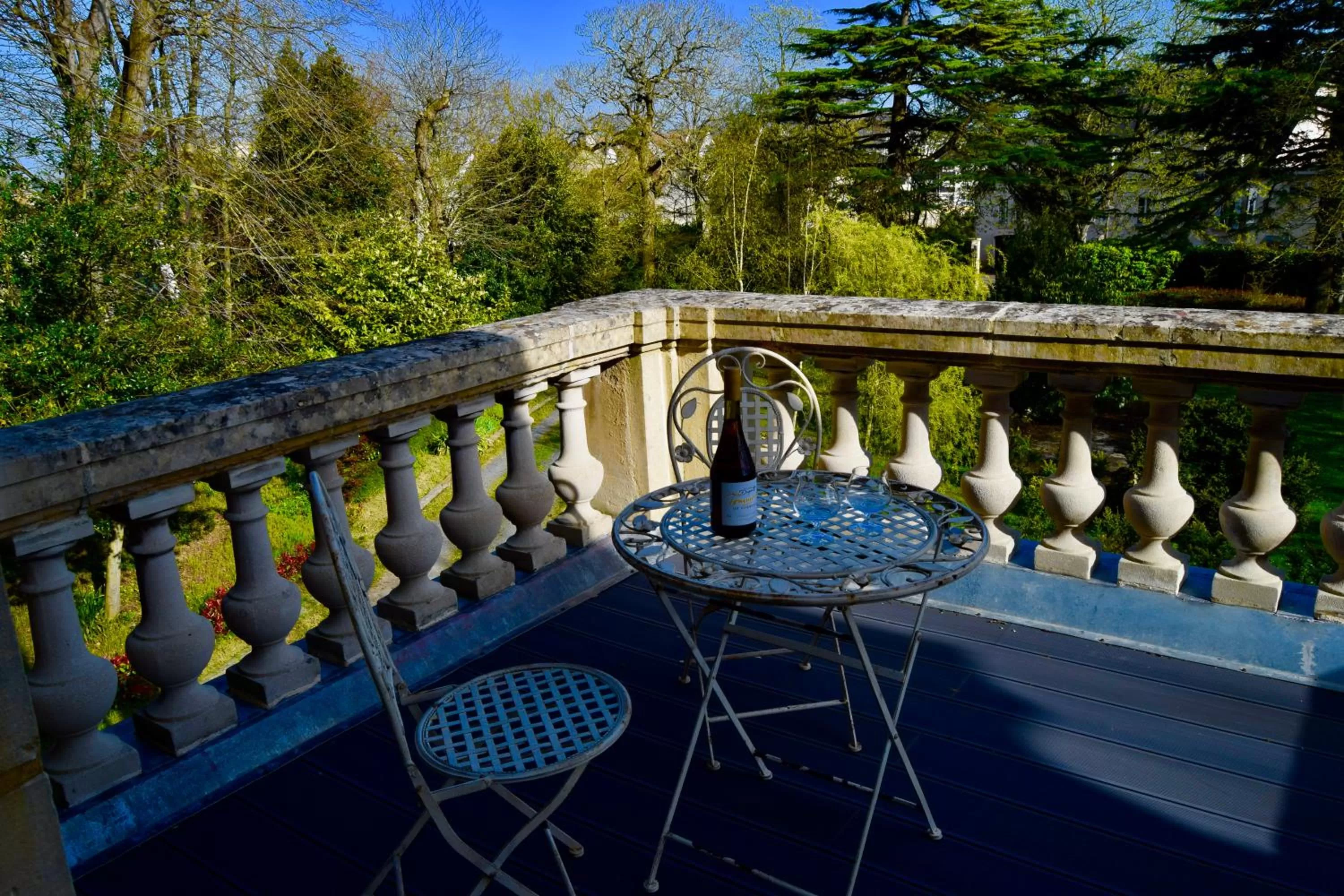 Balcony/Terrace in Chambres d'Hôtes Le Clos des Marronniers