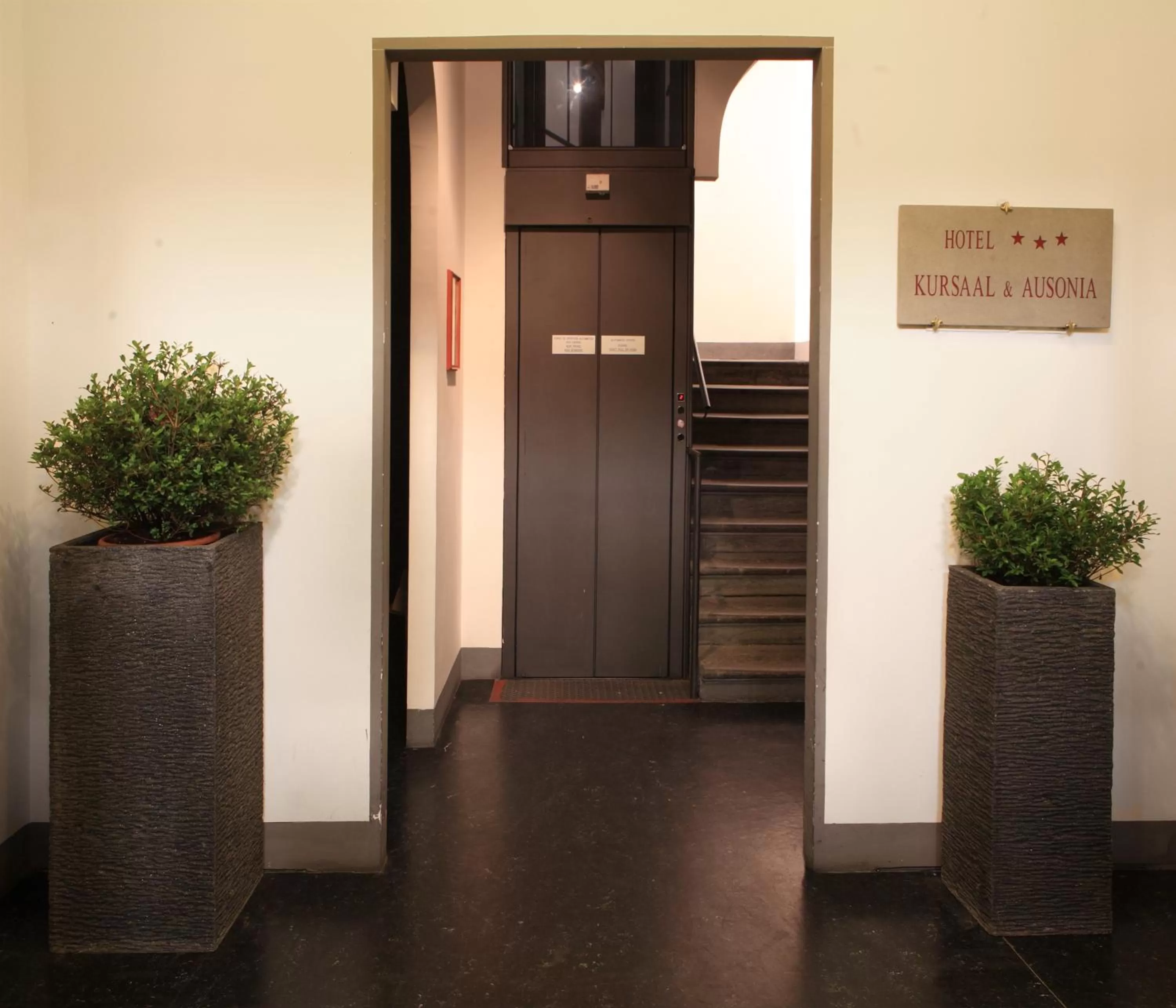 Facade/entrance in Hotel Kursaal & Ausonia