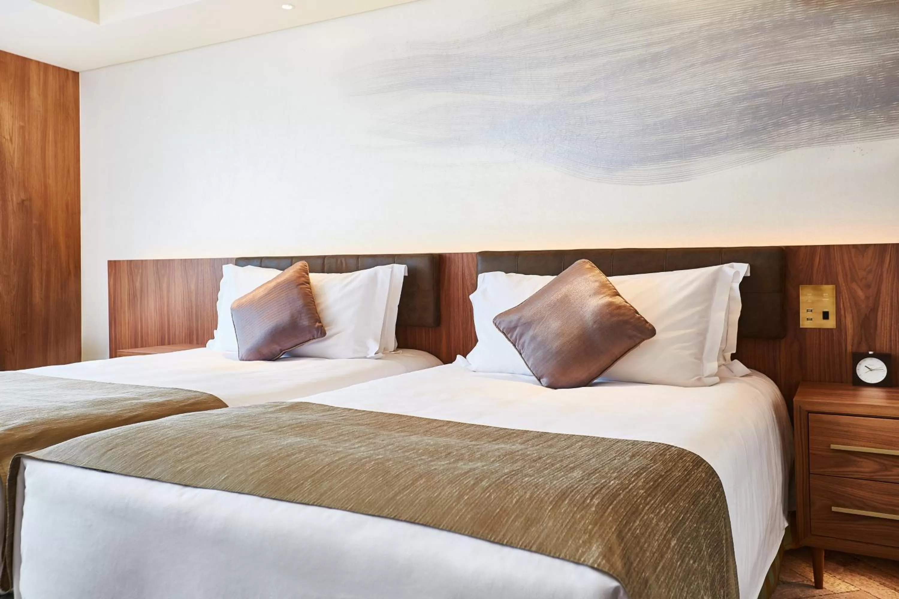 Photo of the whole room, Bed in InterContinental Tokyo Bay by IHG