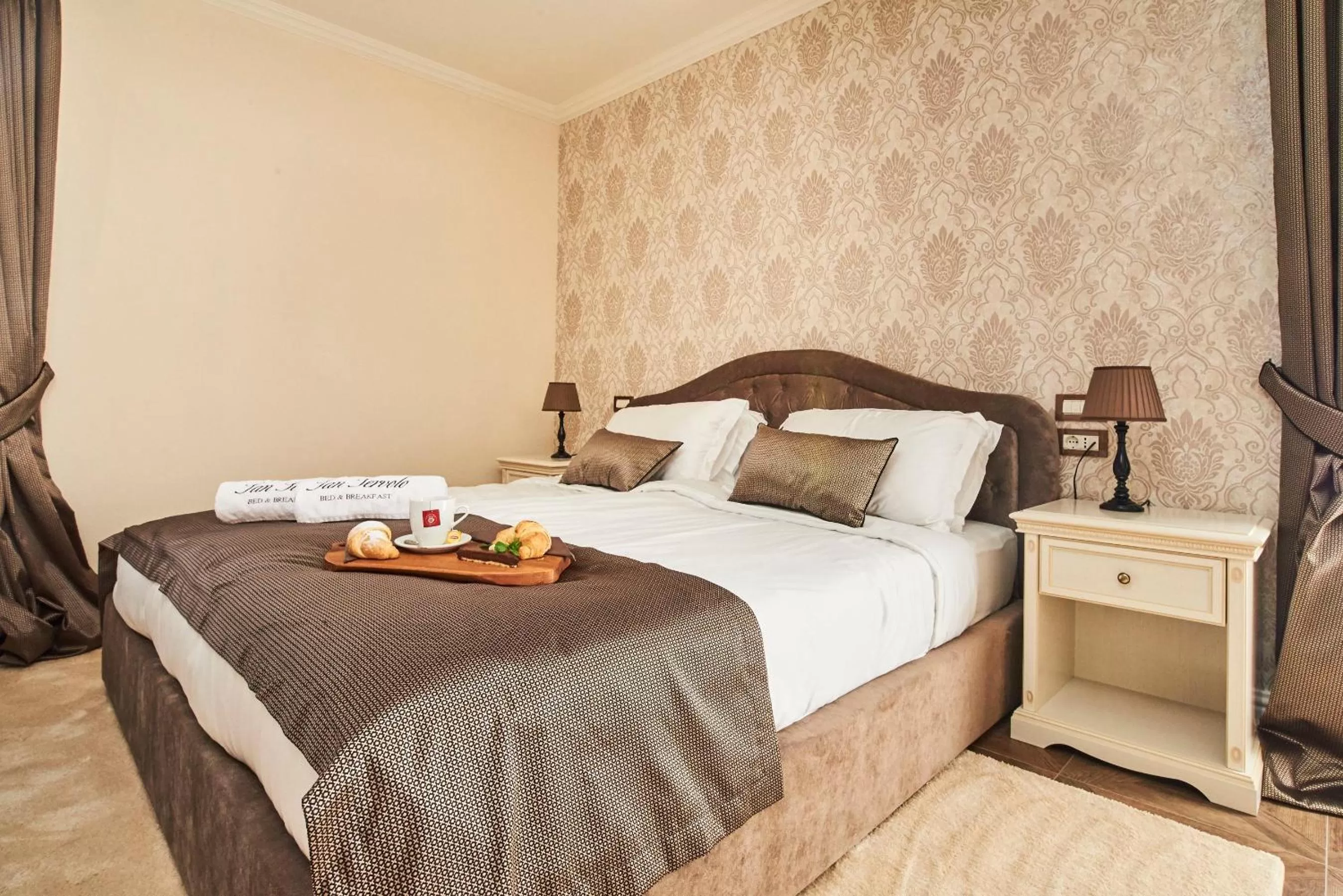 Bedroom, Bed in San Servolo Wellness Rooms - Adults Only