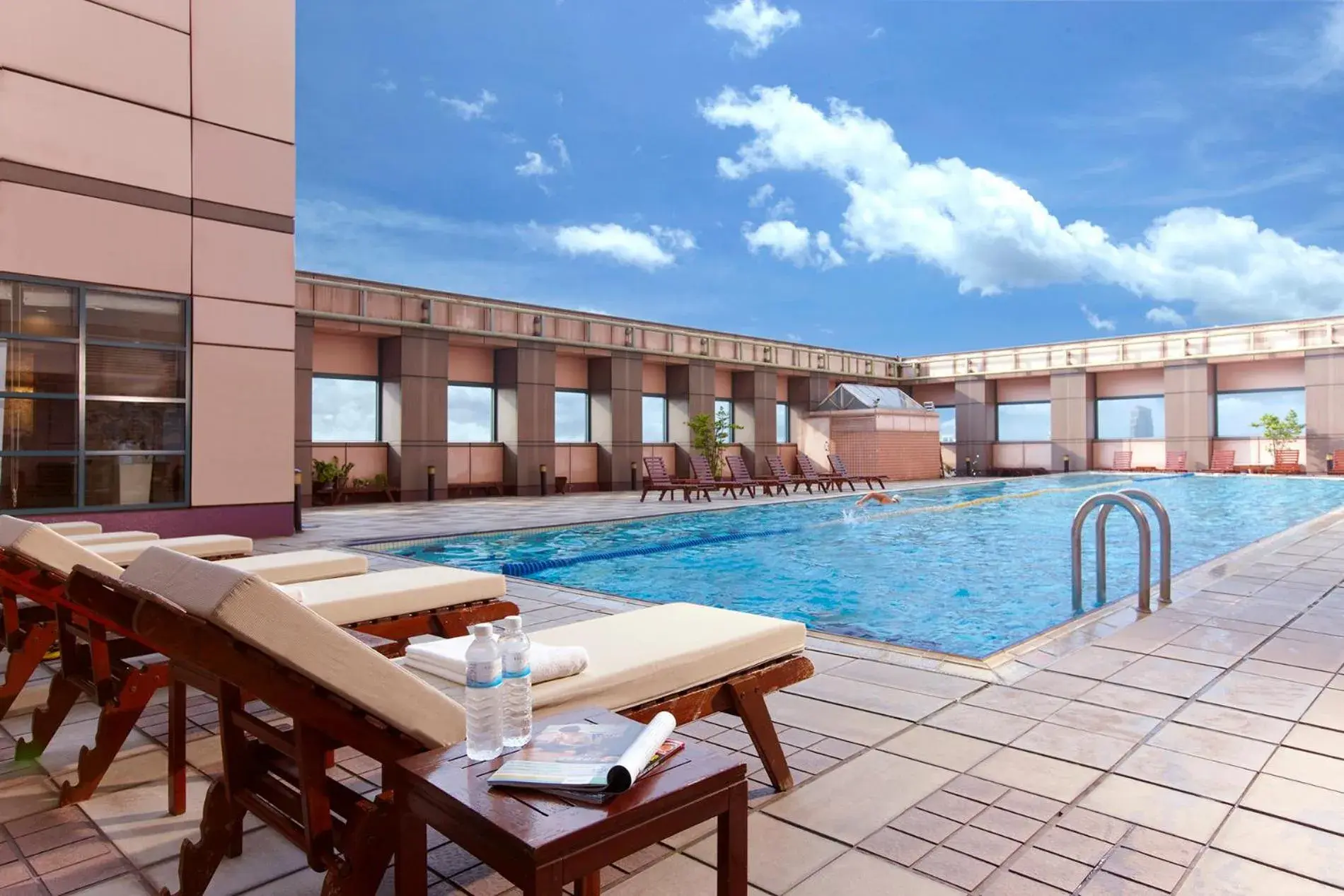 , Swimming Pool in Splendor Hotel