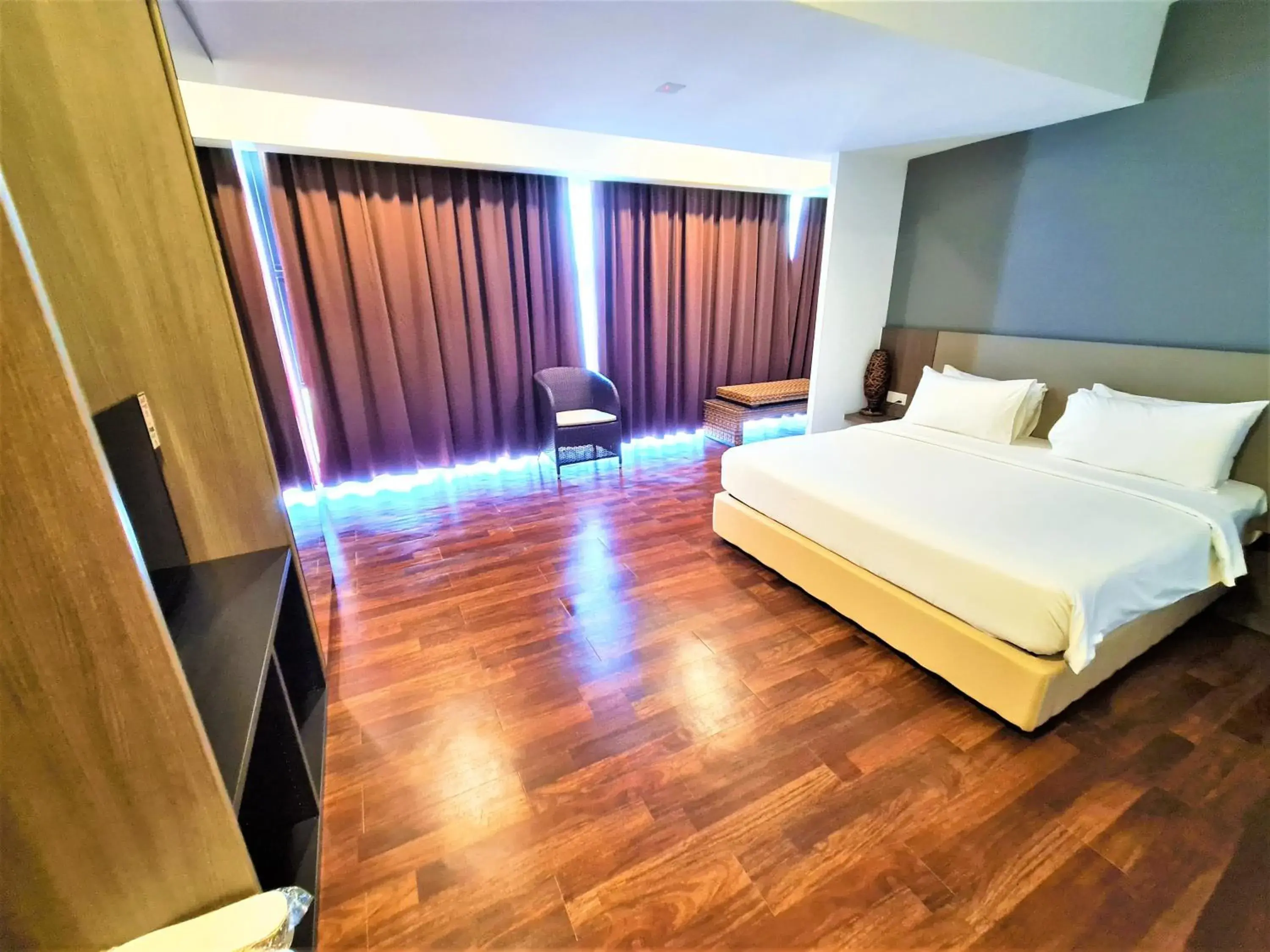 Nexus Business Suite Hotel