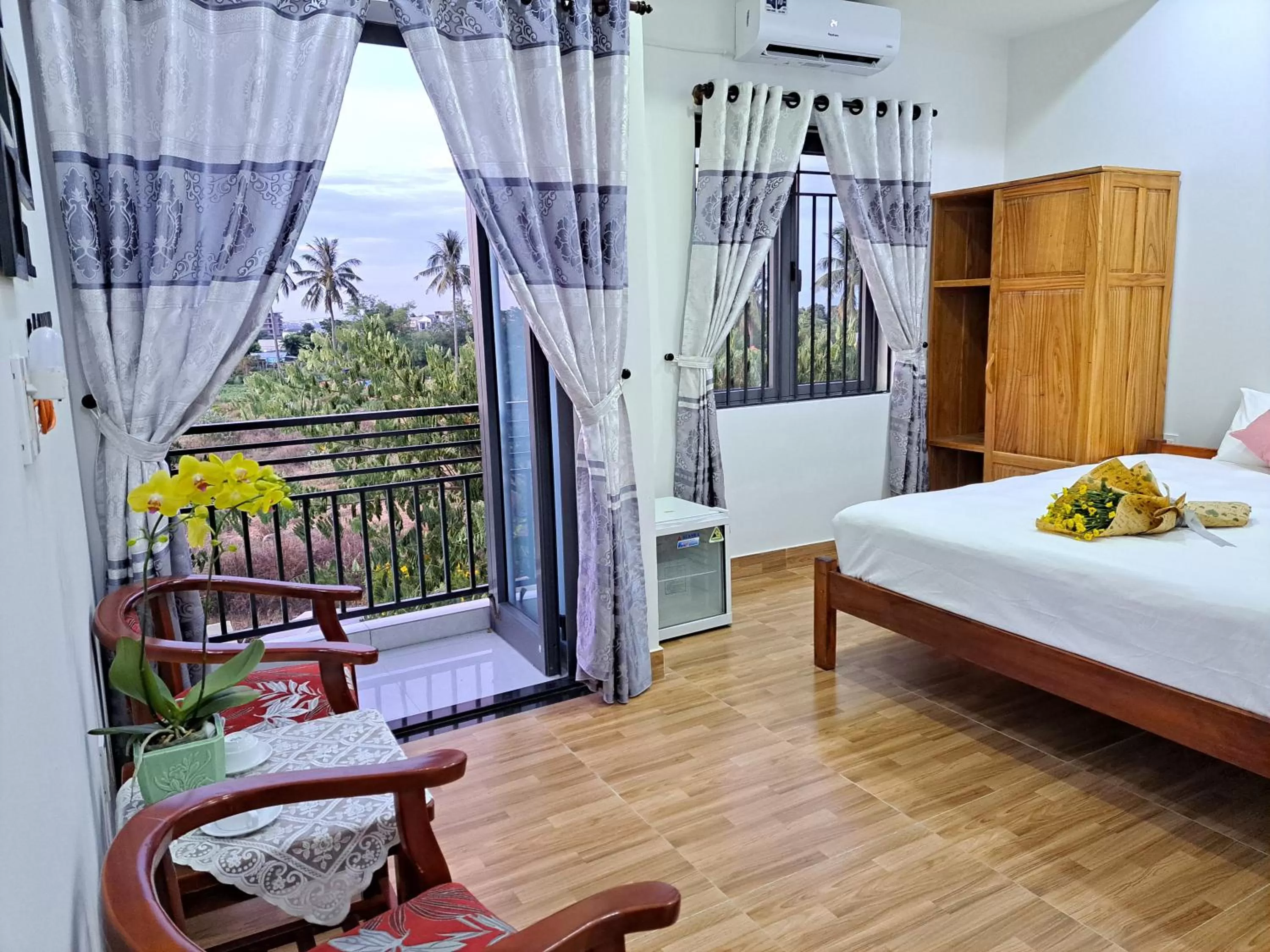 View (from property/room), Bed in GREEN TOWN hotel HỘI AN