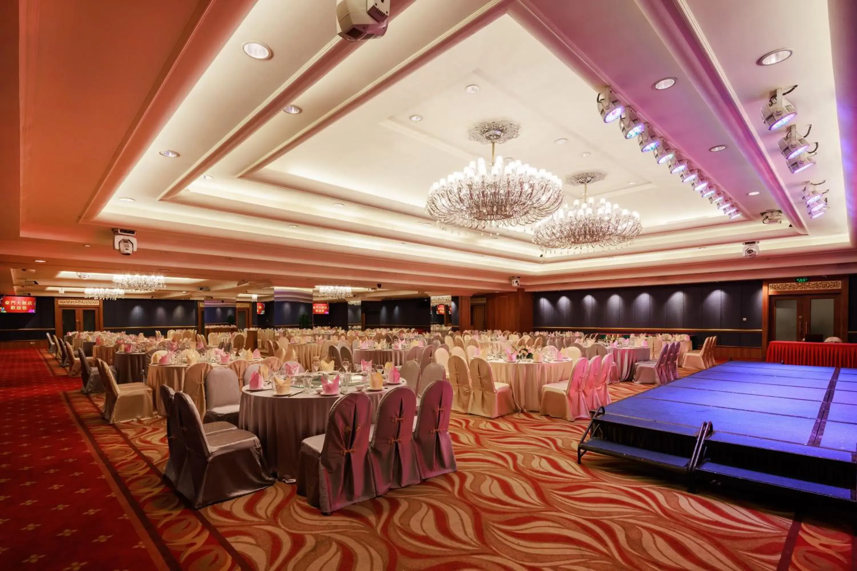 Meeting/conference room, Banquet Facilities in Grand Noble Hotel Dongguan