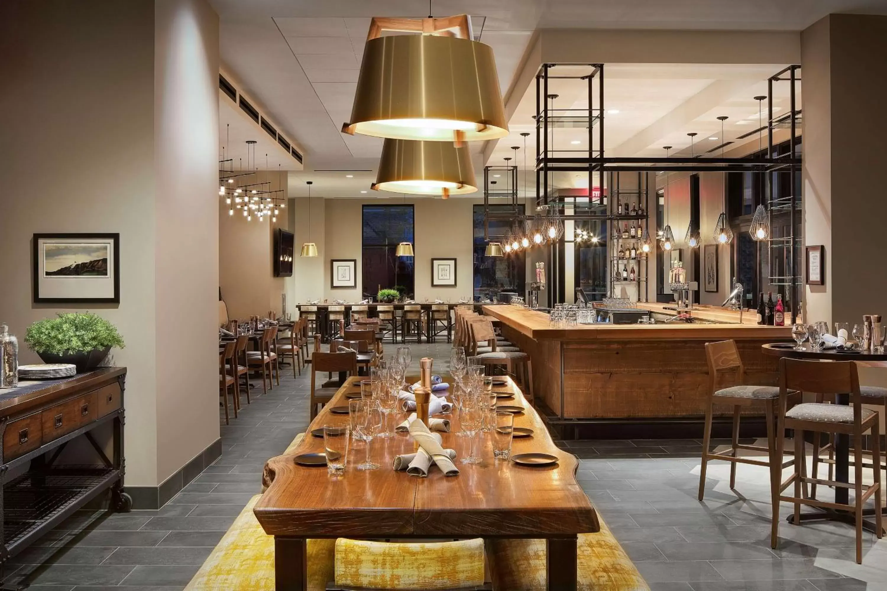 Restaurant/Places to Eat in Doubletree By Hilton Greeley At Lincoln Park