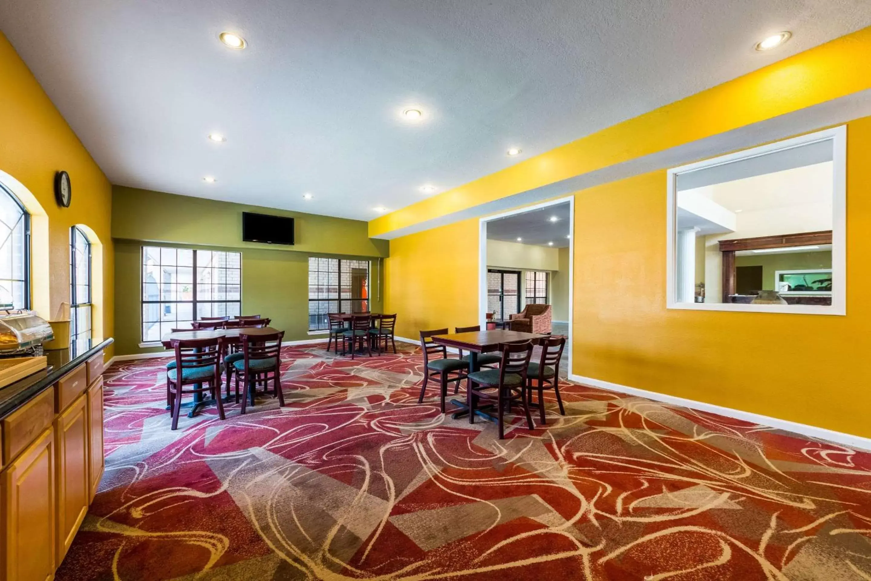 Restaurant/places to eat in Quality Inn University near Downtown Restaurant/places to eat in Quality Inn University near Downtown