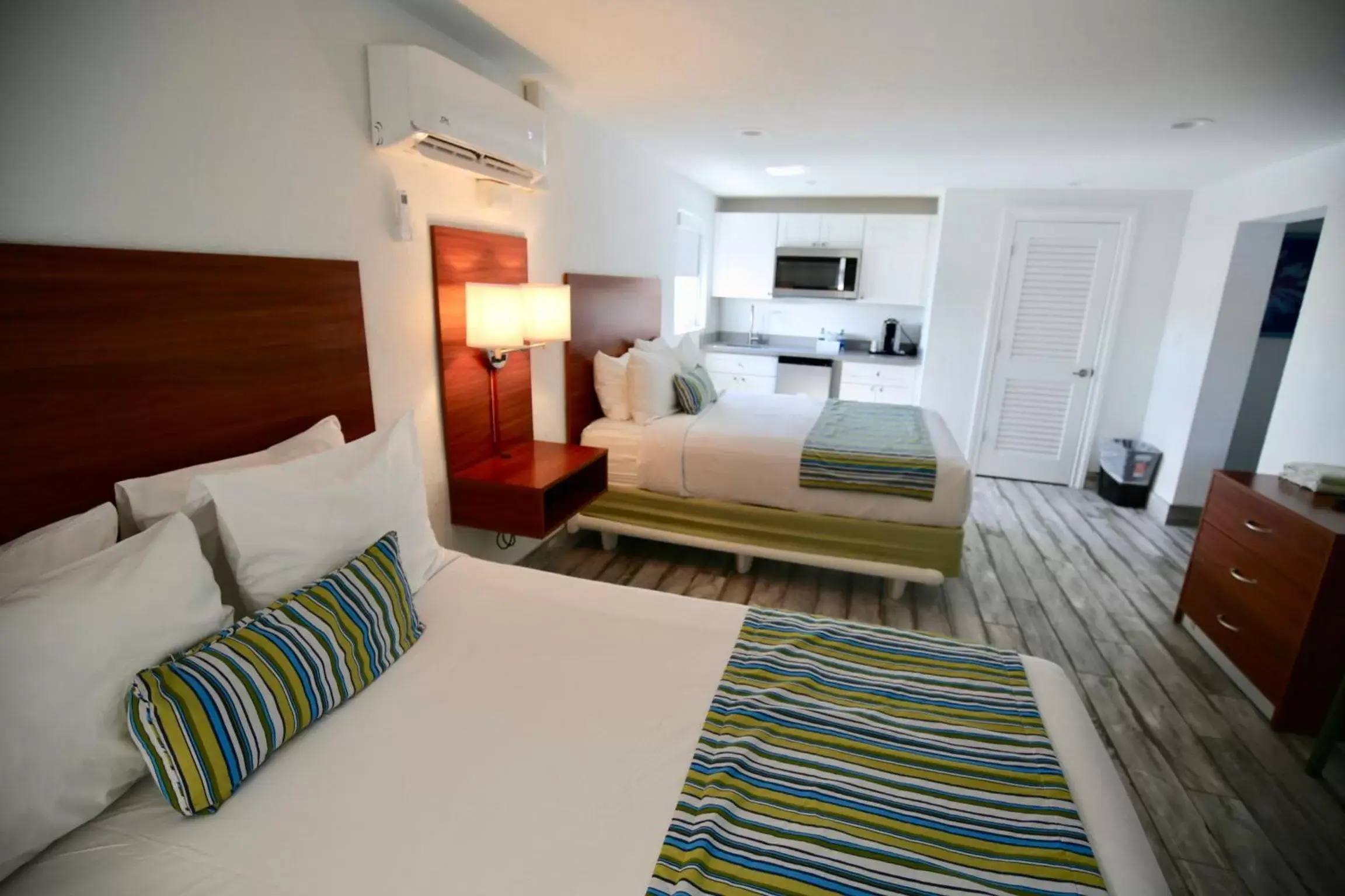 Bed in Gilbert's Resort