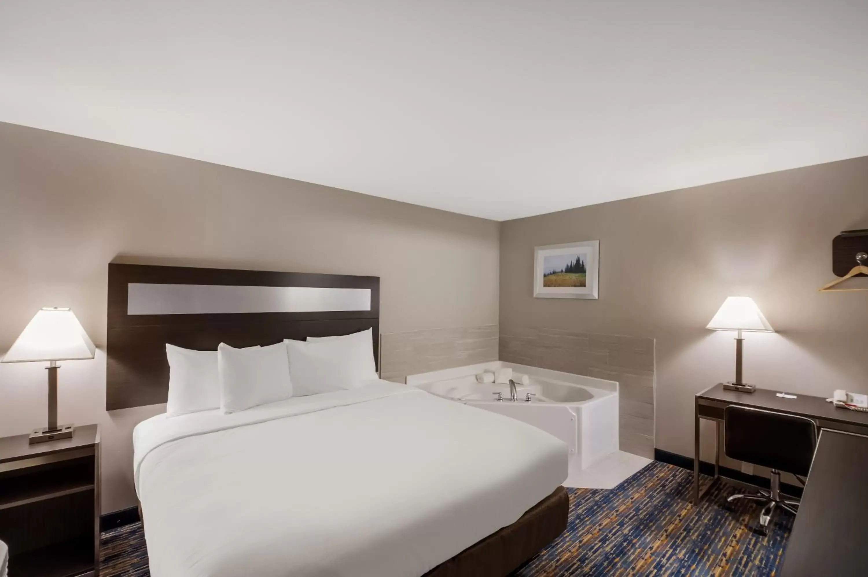 Bed in Americas Best Value Inn Farmington Bed in Americas Best Value Inn Farmington