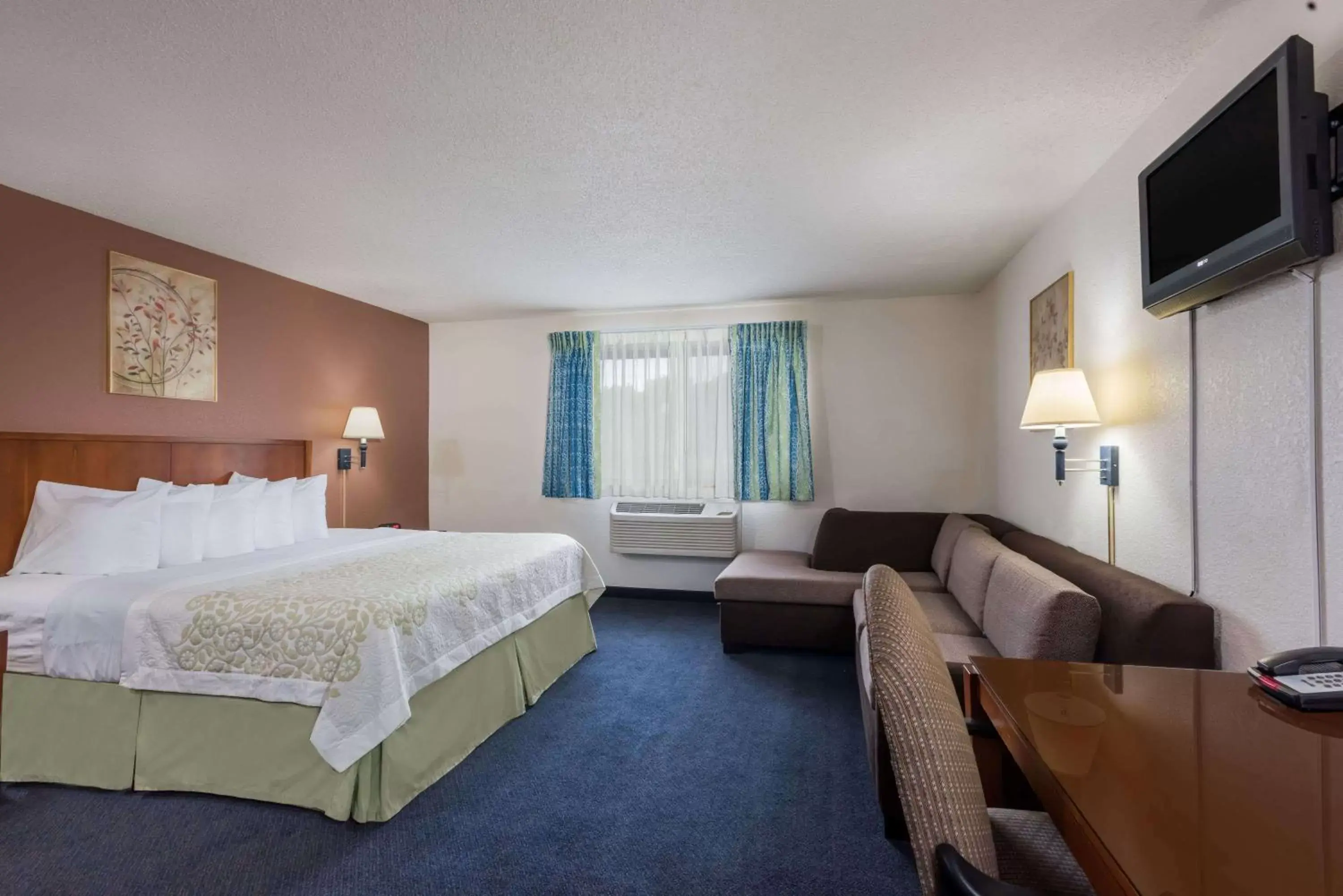 Photo of the whole room in Days Inn by Wyndham Greenfield