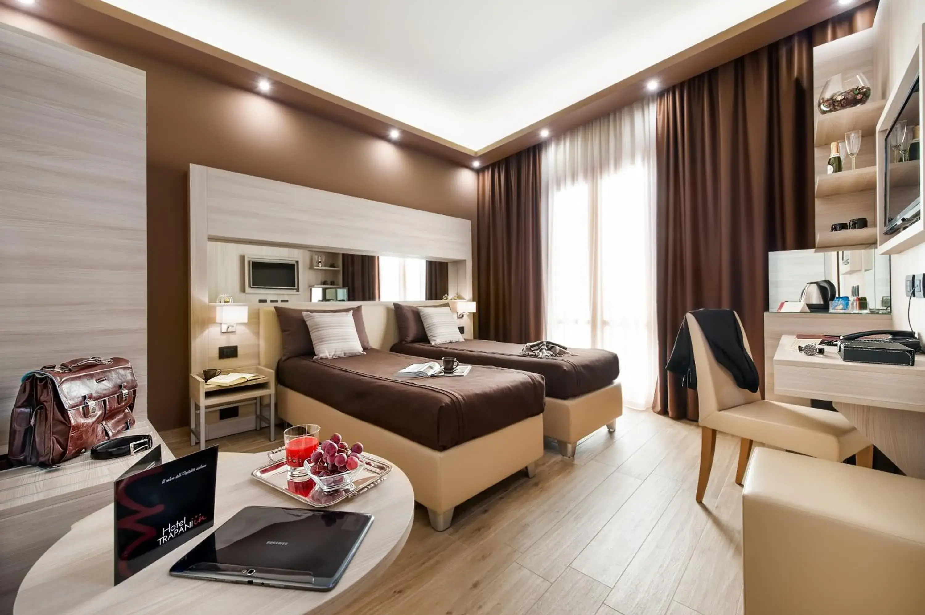Bedroom in Hotel Trapani In