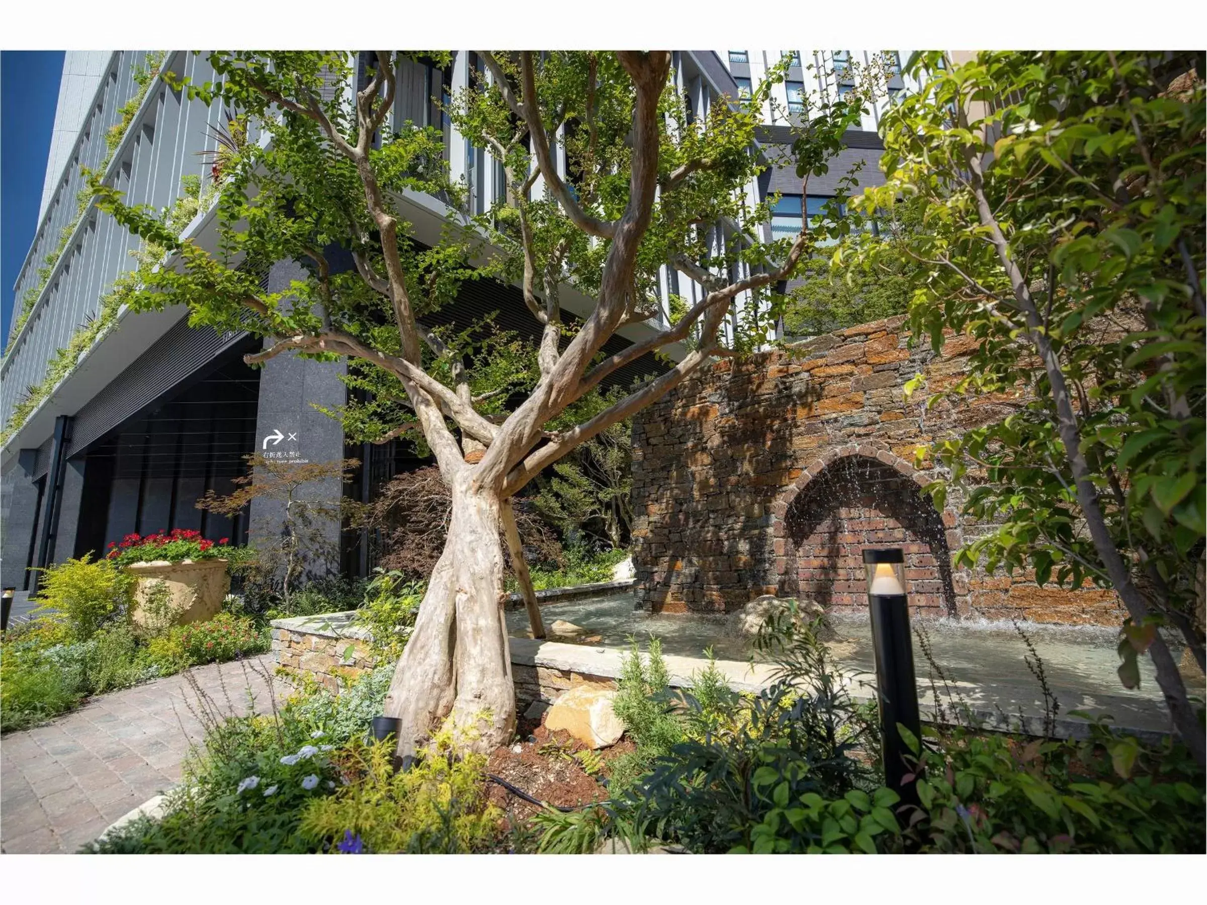 Property building, Garden in Hotel Trad Hakata