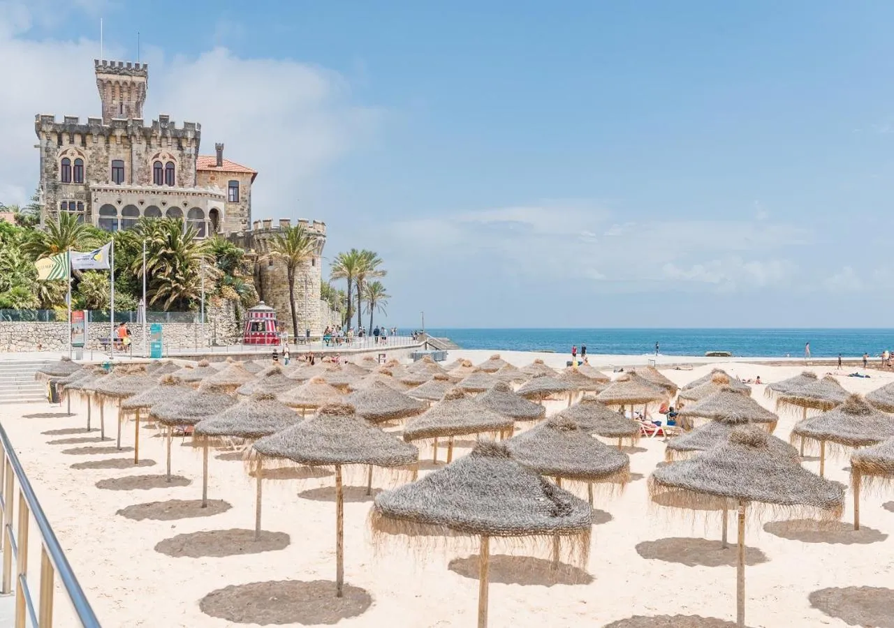 Beach in Hotel Londres Estoril / Cascais
